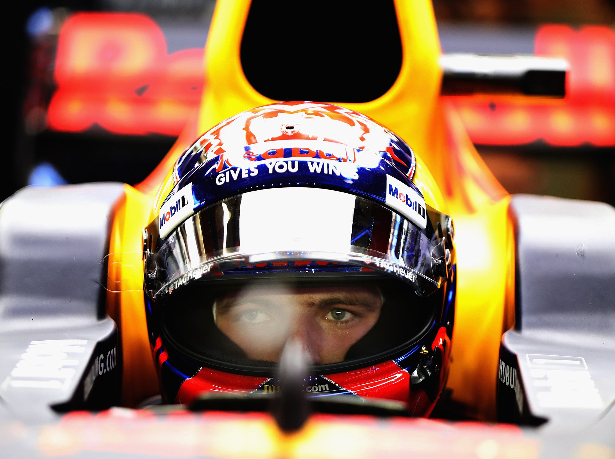 Verstappen set the early pace