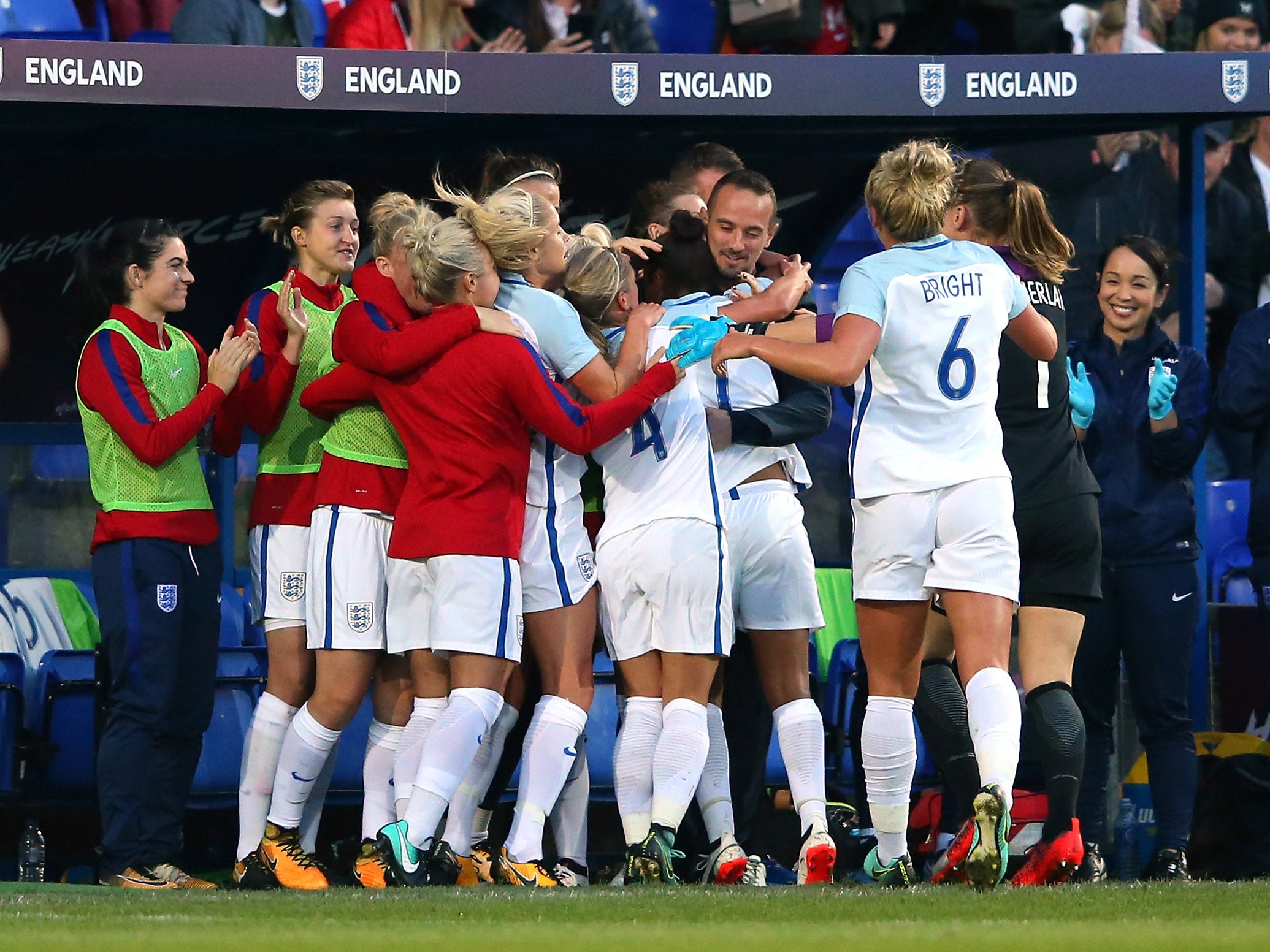 England's players showed they stood with Mark Sampson despite the allegations against him