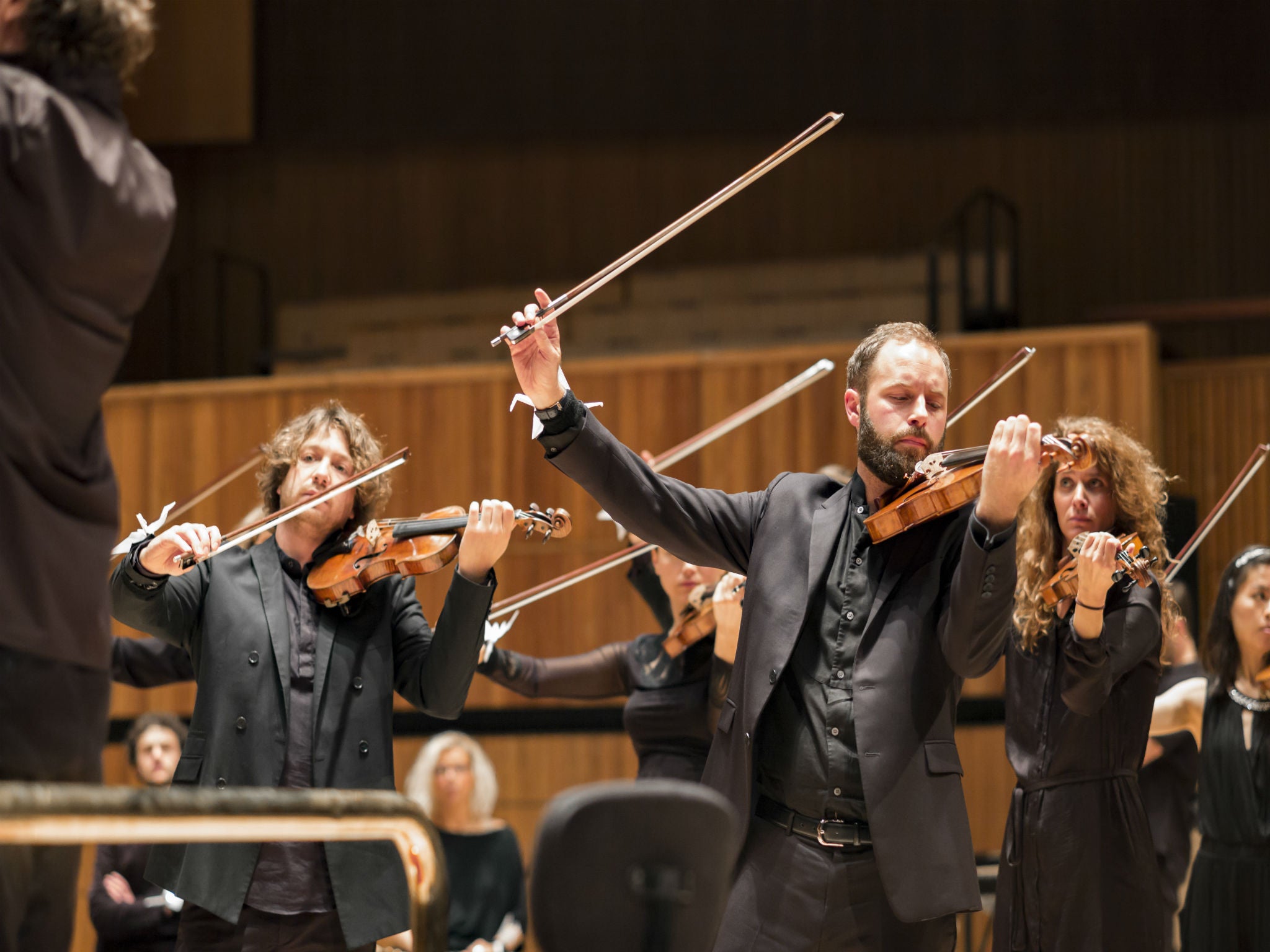 The Aurora Orchestra took flight with works by Messiaen, Brett Dean and Beethoven