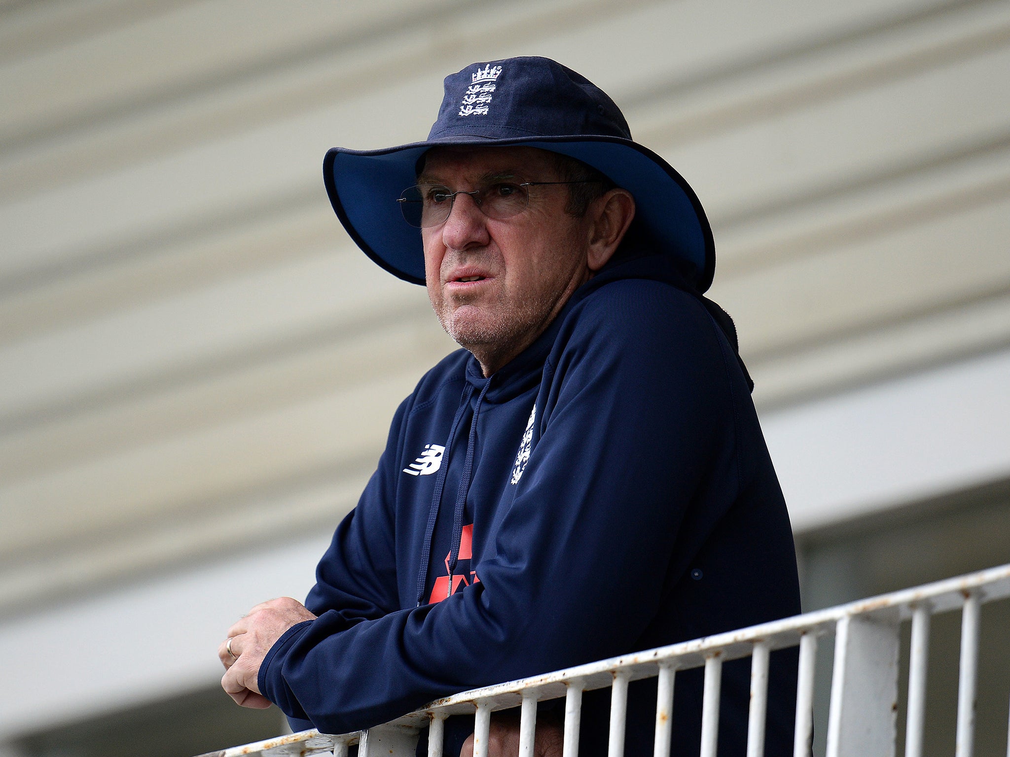 England coach Trevor Bayliss is considering imposing a curfew on England players at the Ashes