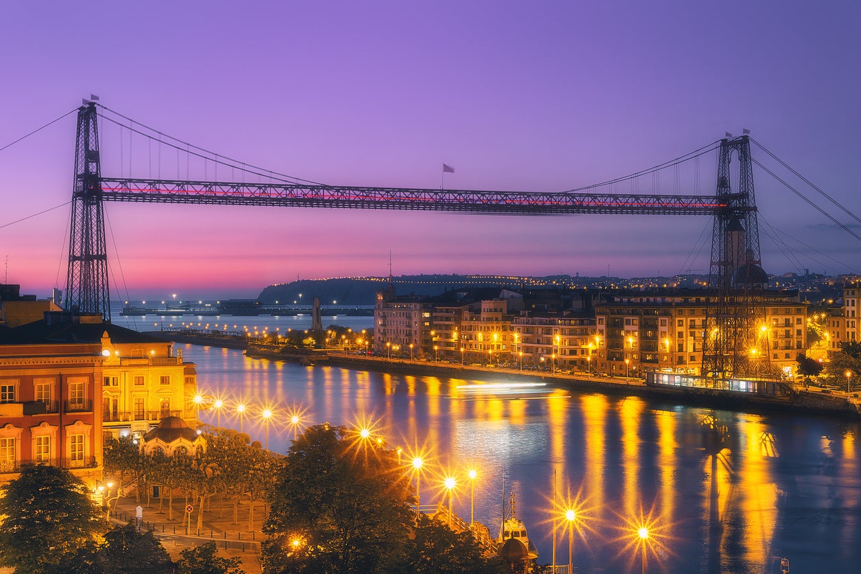 Puente Colgante is the world’s oldest transporter bridge (Getty/iStock)