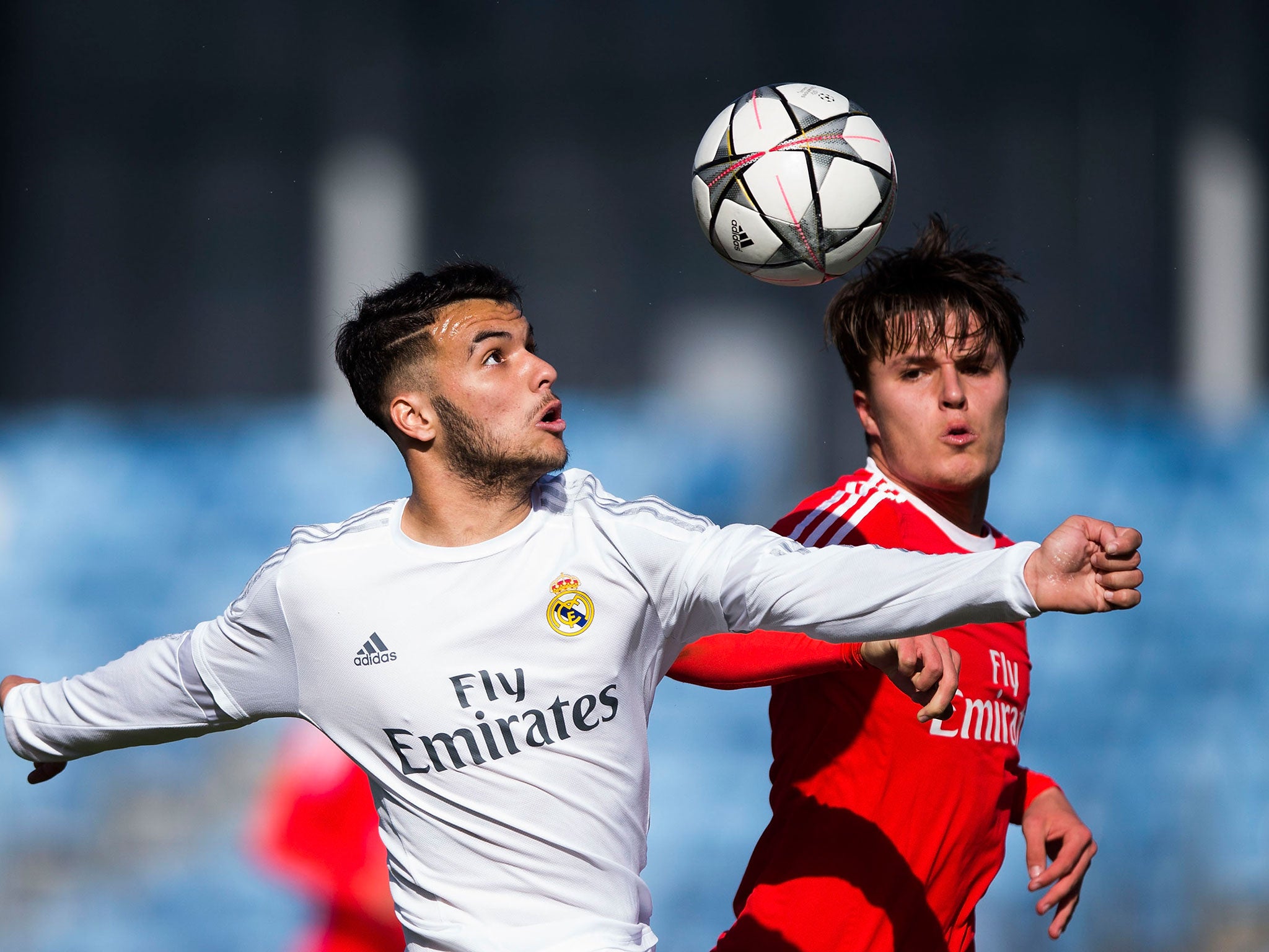 Oliver in action for Benfica B against Real Madrid CF