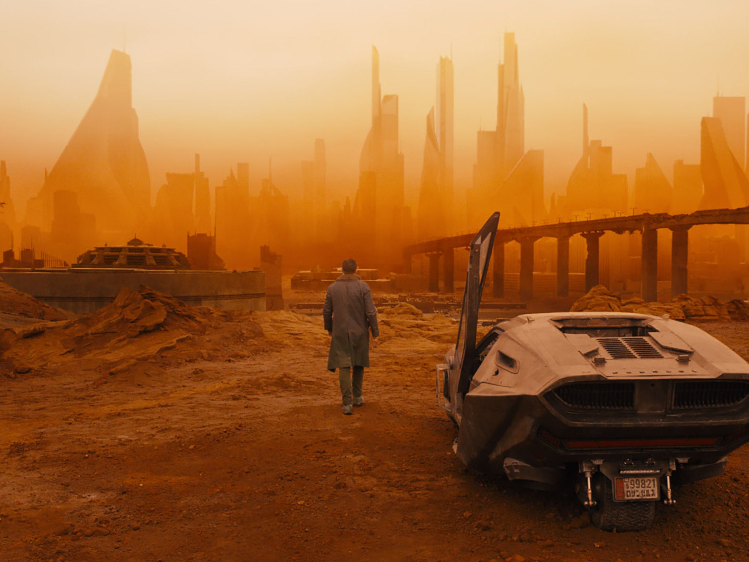 ‘Blade Runner 2049’ is a spectacular viewing experience