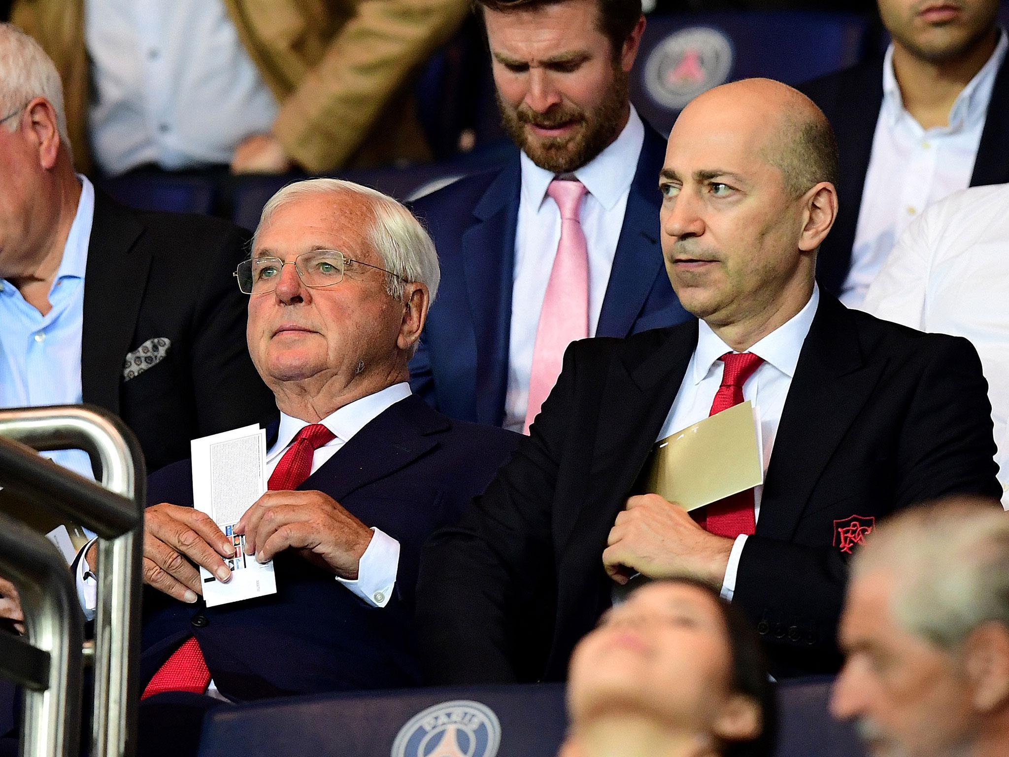 &#13;
Sir Chips Keswick (left) defended Gazidis’s bonus payment &#13;