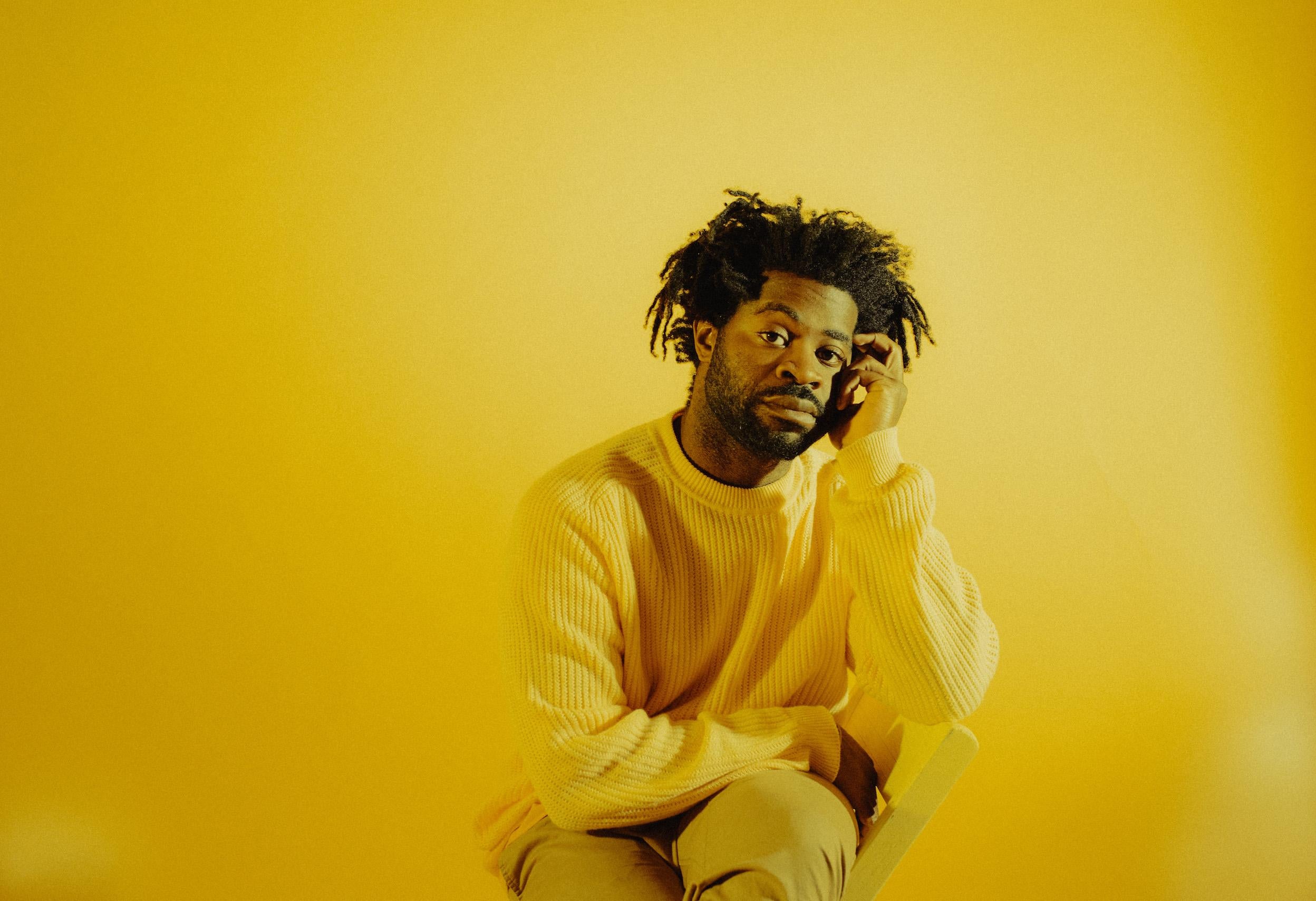 R.LUM.R