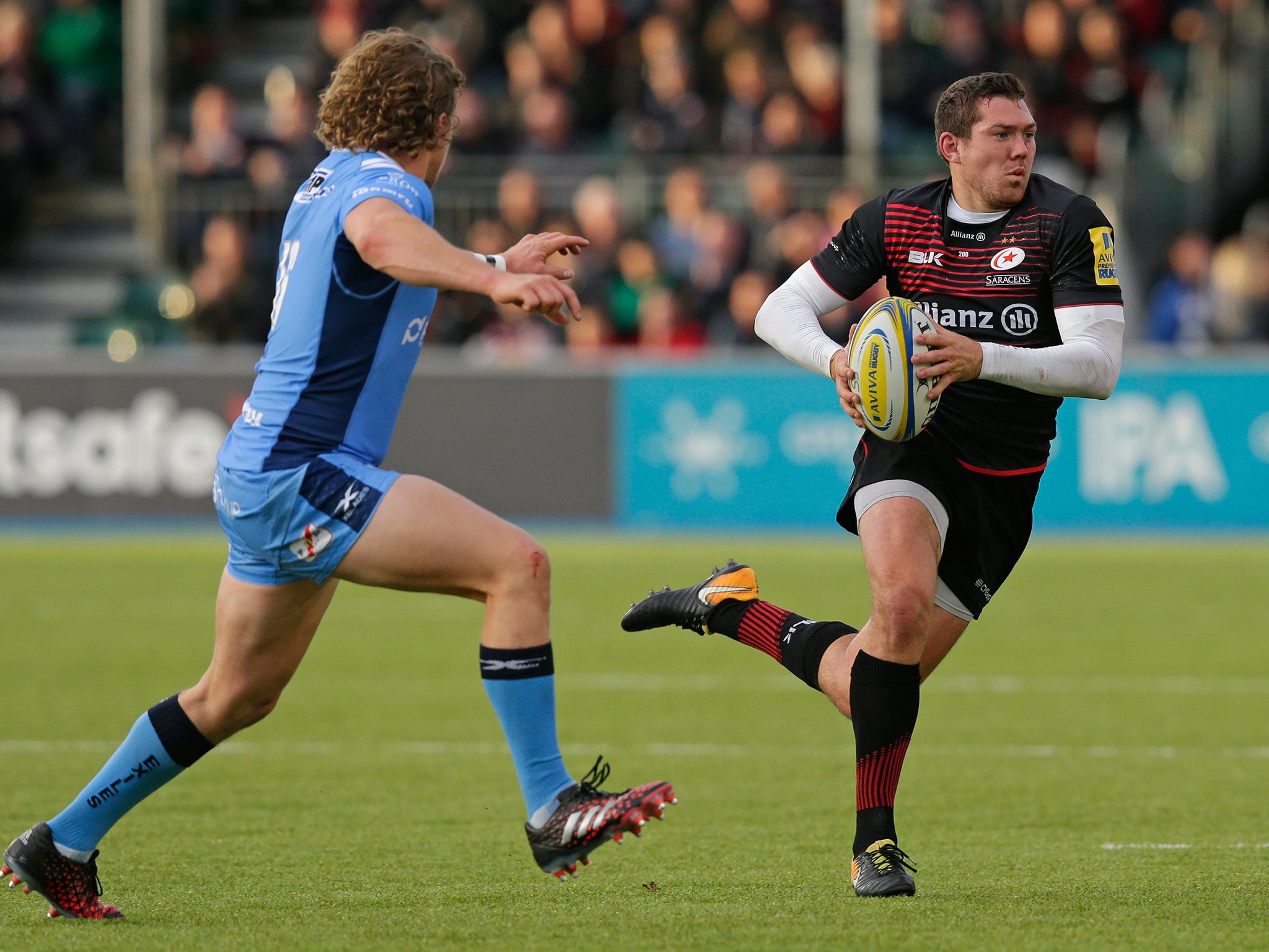 Alex Goode starred as Saracens powered past London Irish 44-13