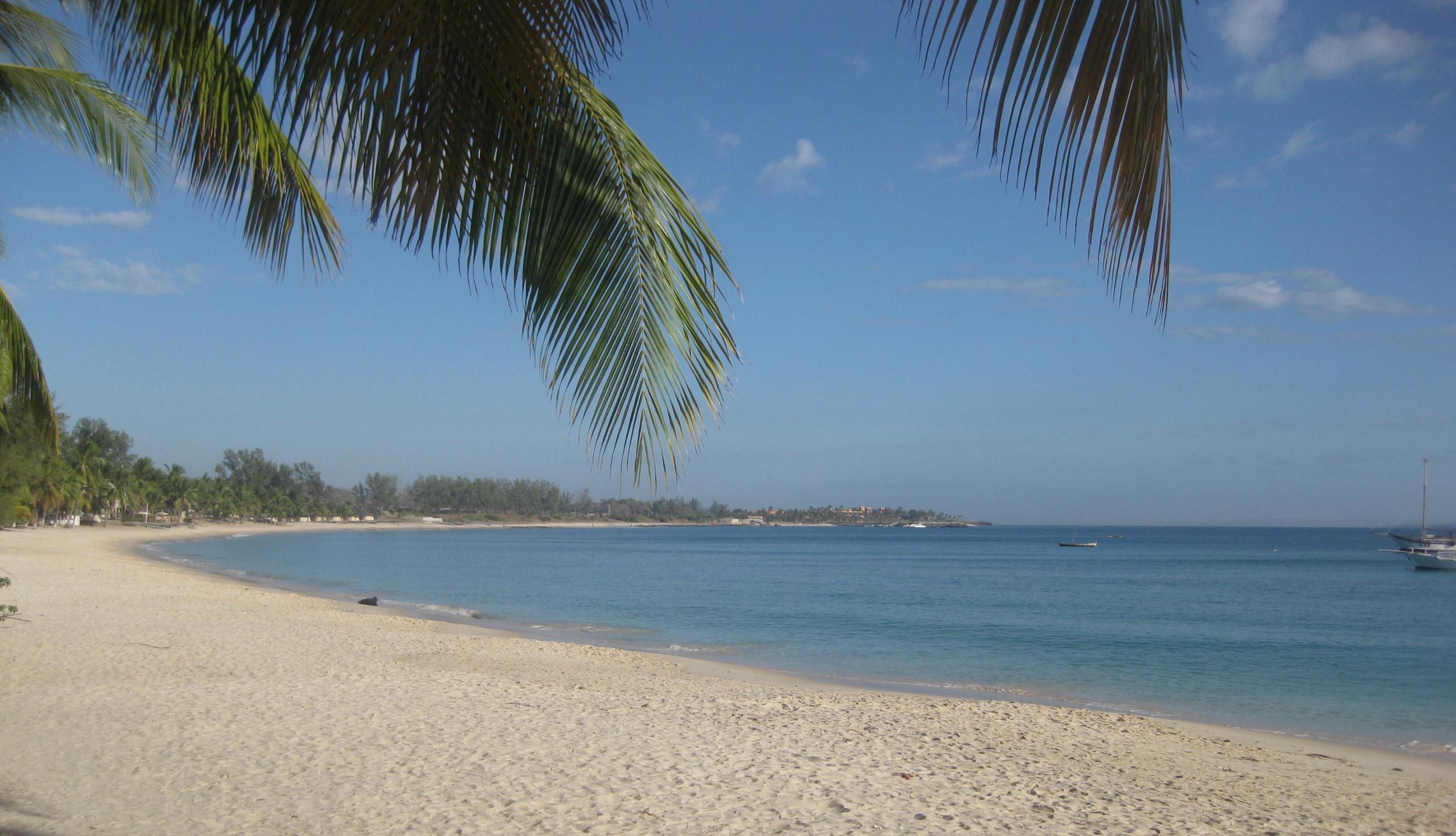 An abandoned Mozambique beach