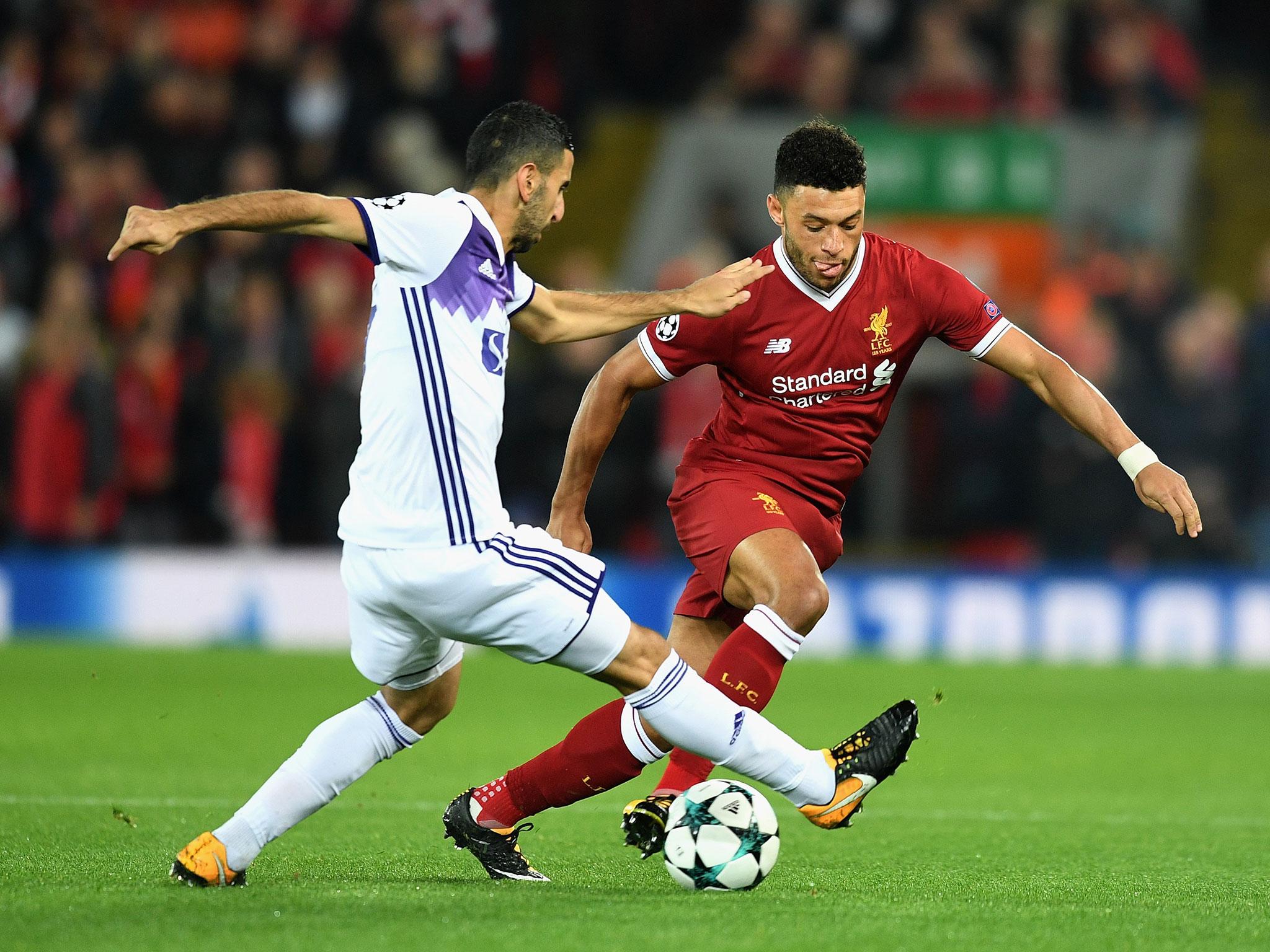 Alex Oxlade-Chamberlain in action for Liverpool