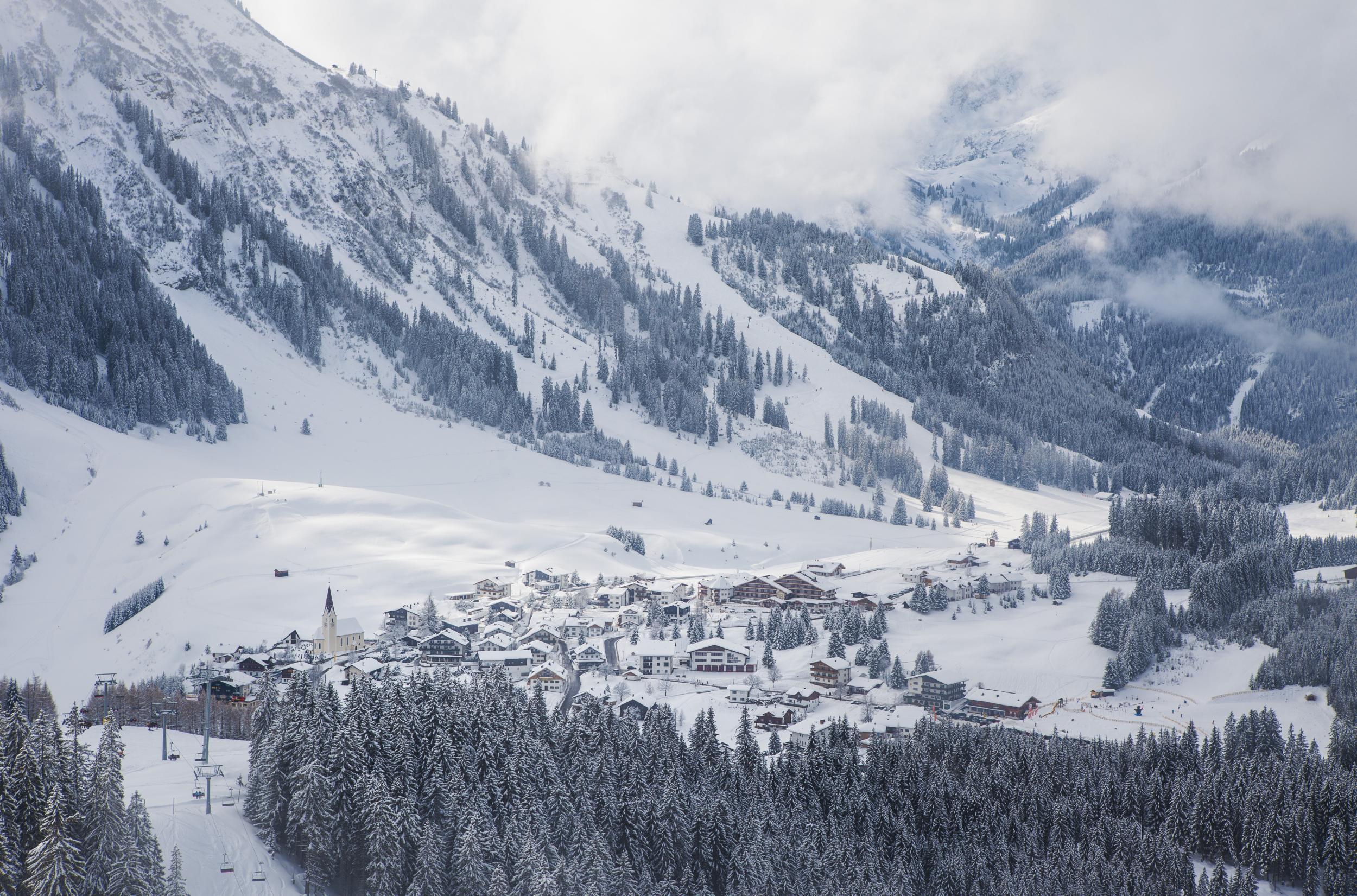 Tiroler Zugspitz Arena lies in a scenic corner of the Austrian Tirol