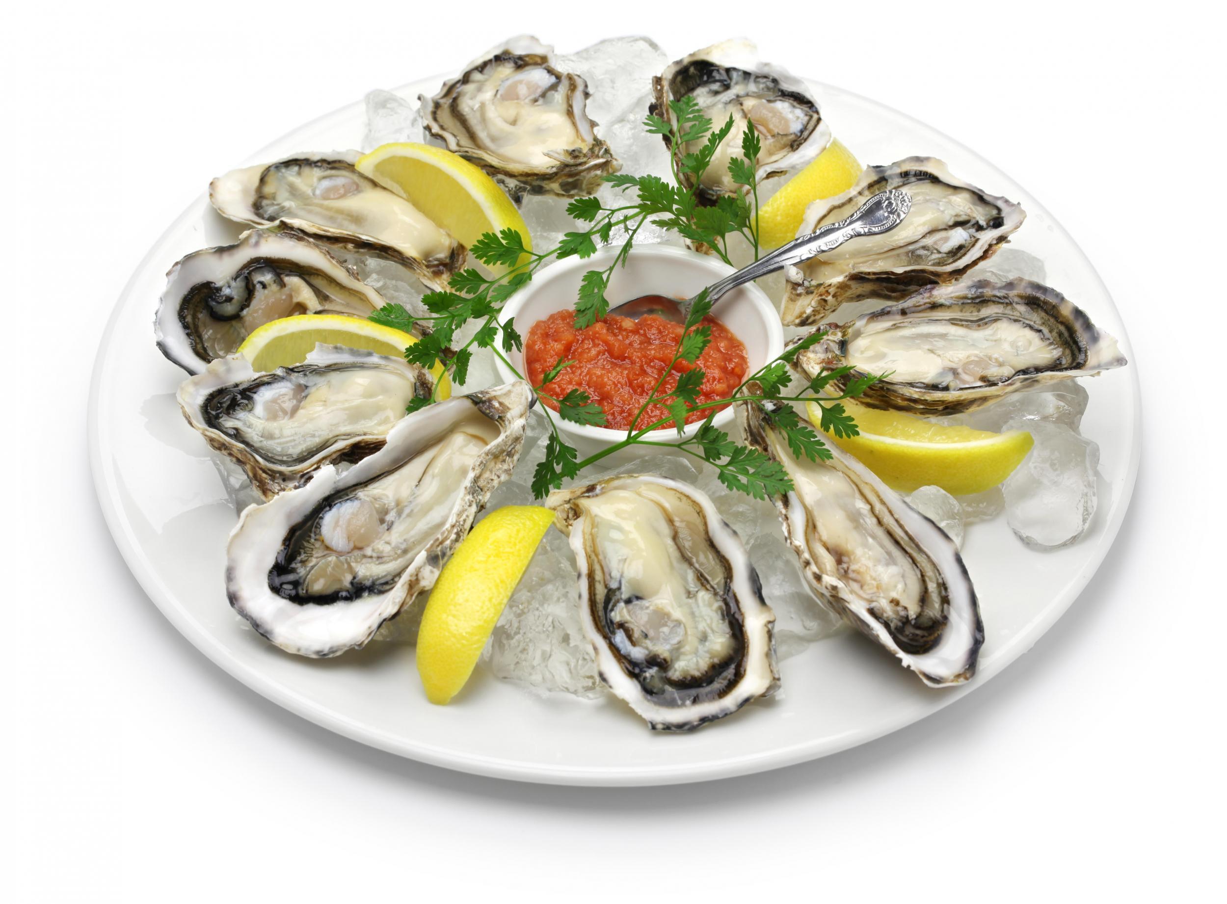 Try from among a selection of raw options for dinner such as fresh oysters with cocktail sauce