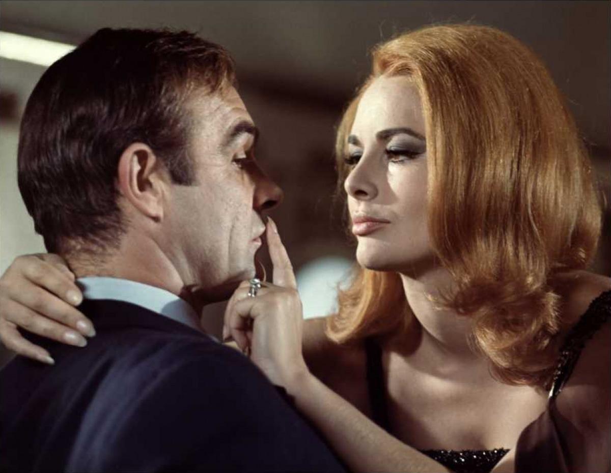 Bond girl: Dor with Sean Connery in ‘You Only Live Twice’ (Moviestore Collection/Rex/Shutterstock)