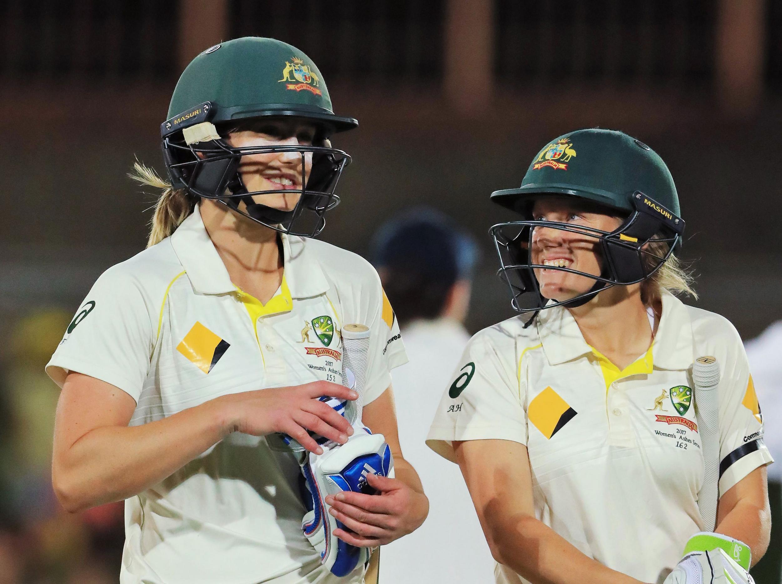 Ellyse Perry's unbeaten 70 helped Australia battle back