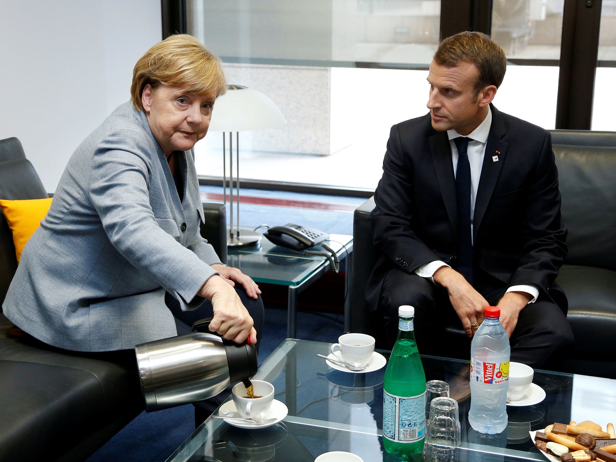 Merkel or Macron? The British shouldn't rejoice about the departure of the former