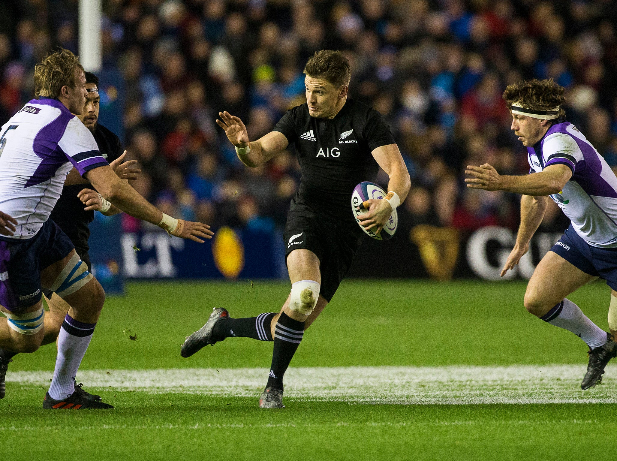 Beaude Barrett scored the all-important try for New Zealand