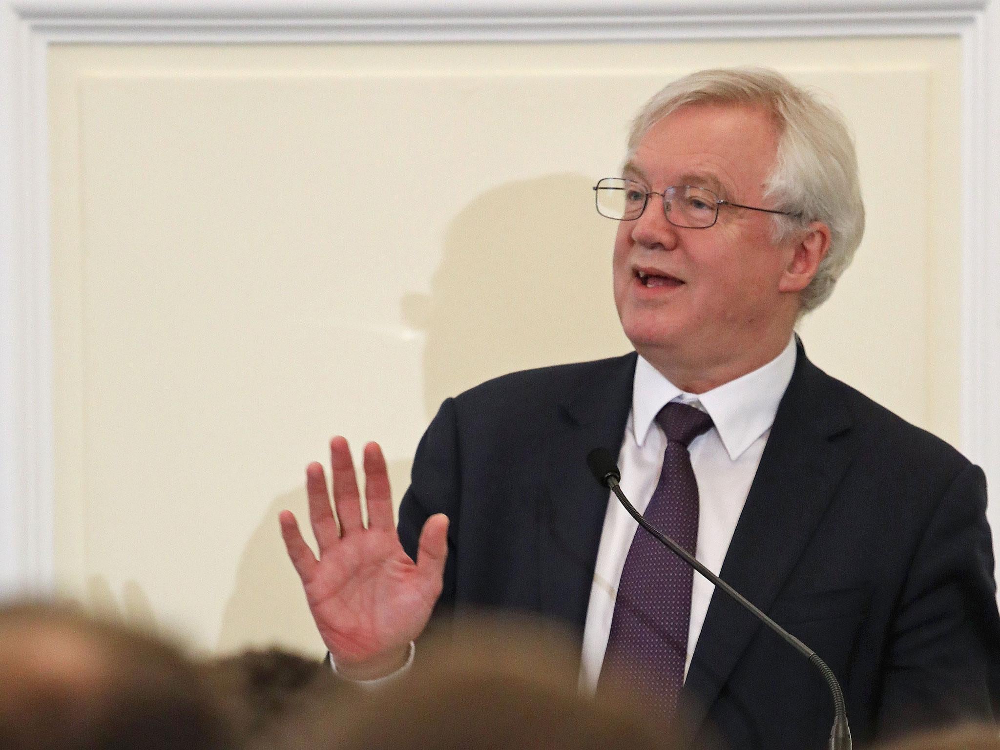 David Davis telephoned Guy Verhofstadt to smooth things over