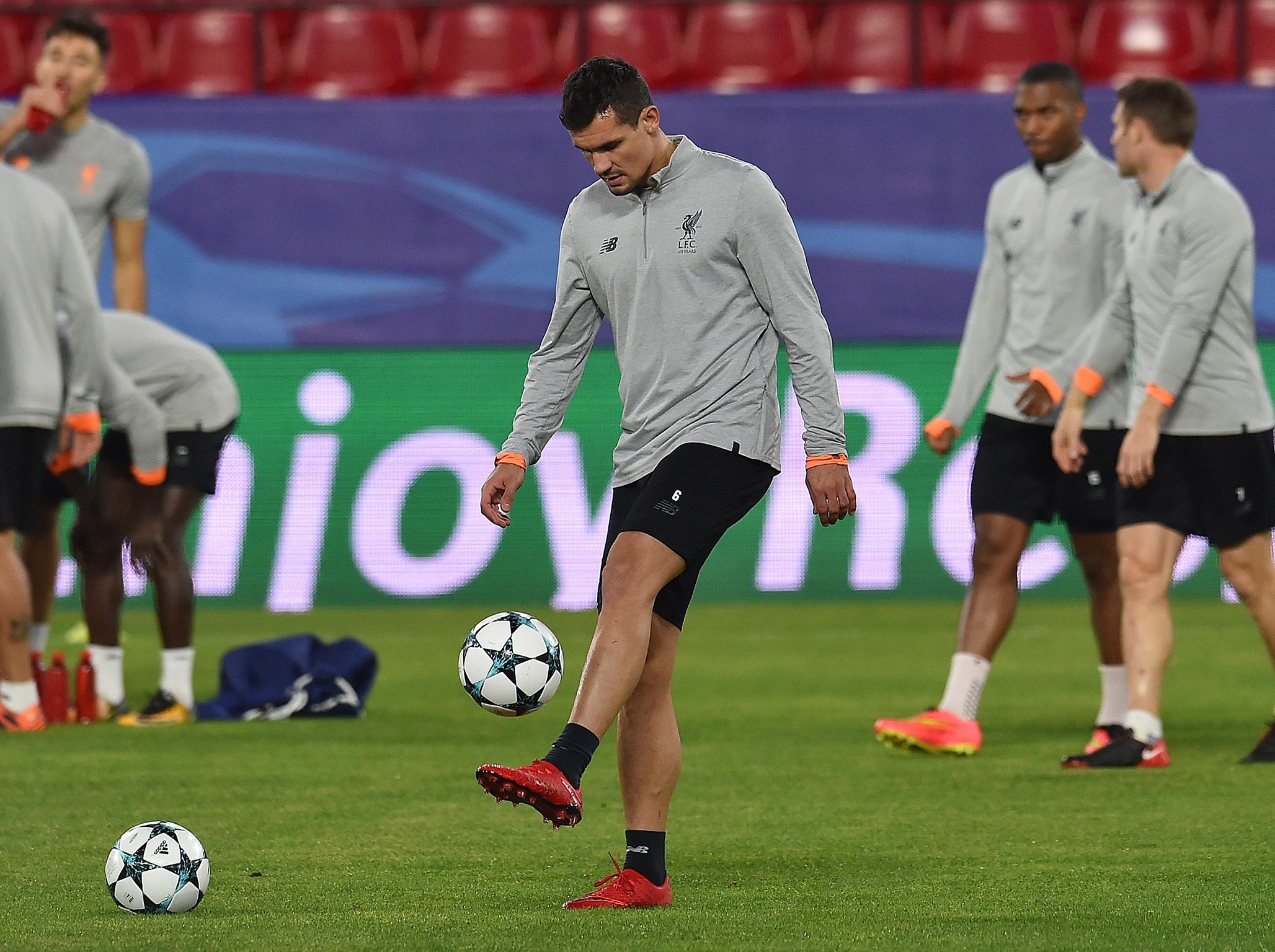 Liverpool want to sign a new defender