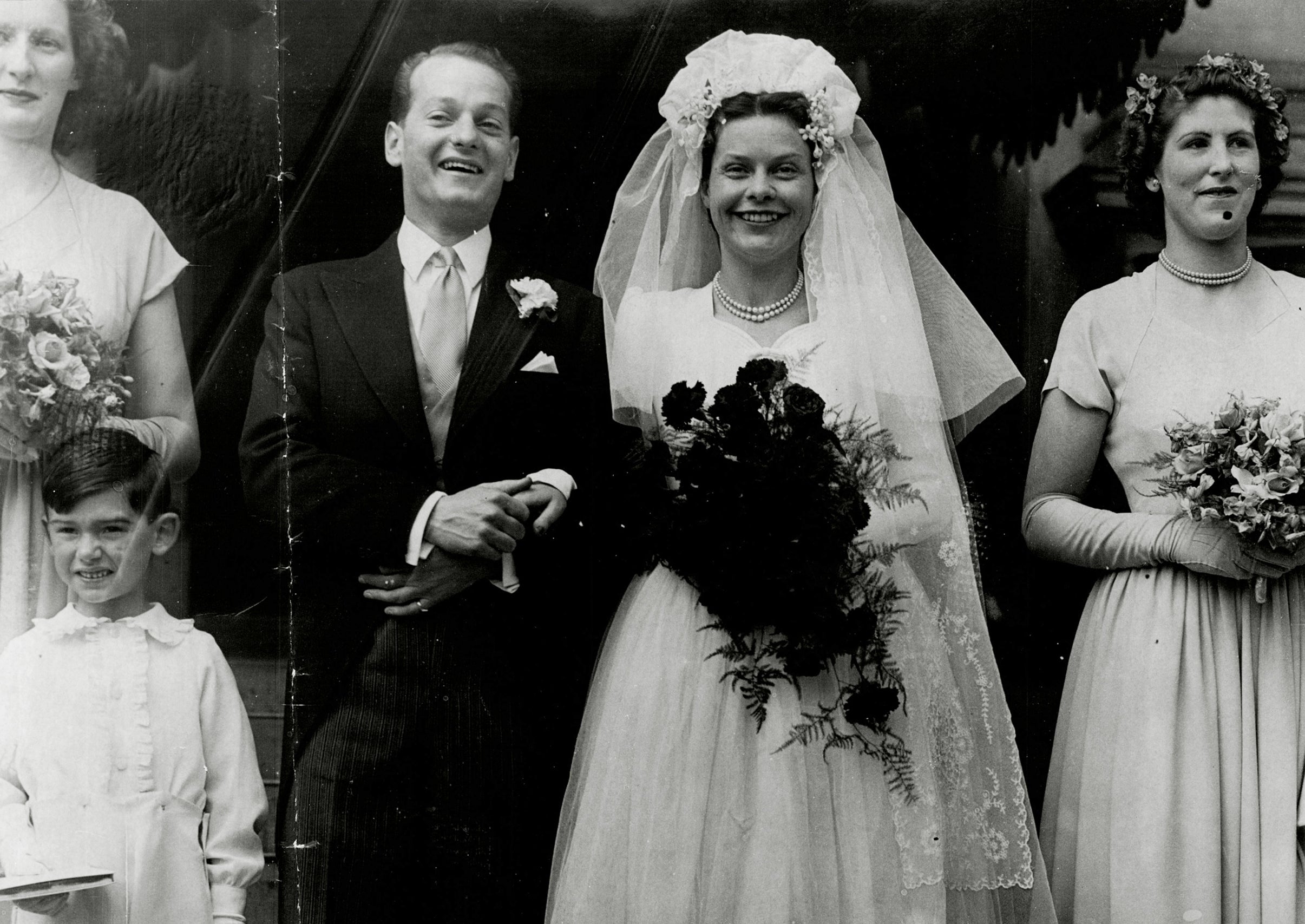 Major Desmond Bailey marries Yvonne Baseden in 1948