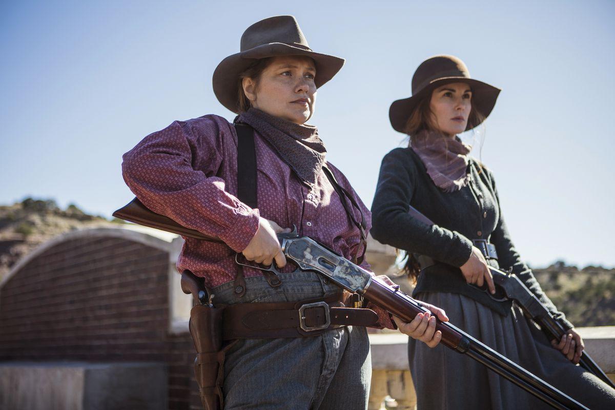 Dockery with co-star Merritt Wever in ‘Godless’