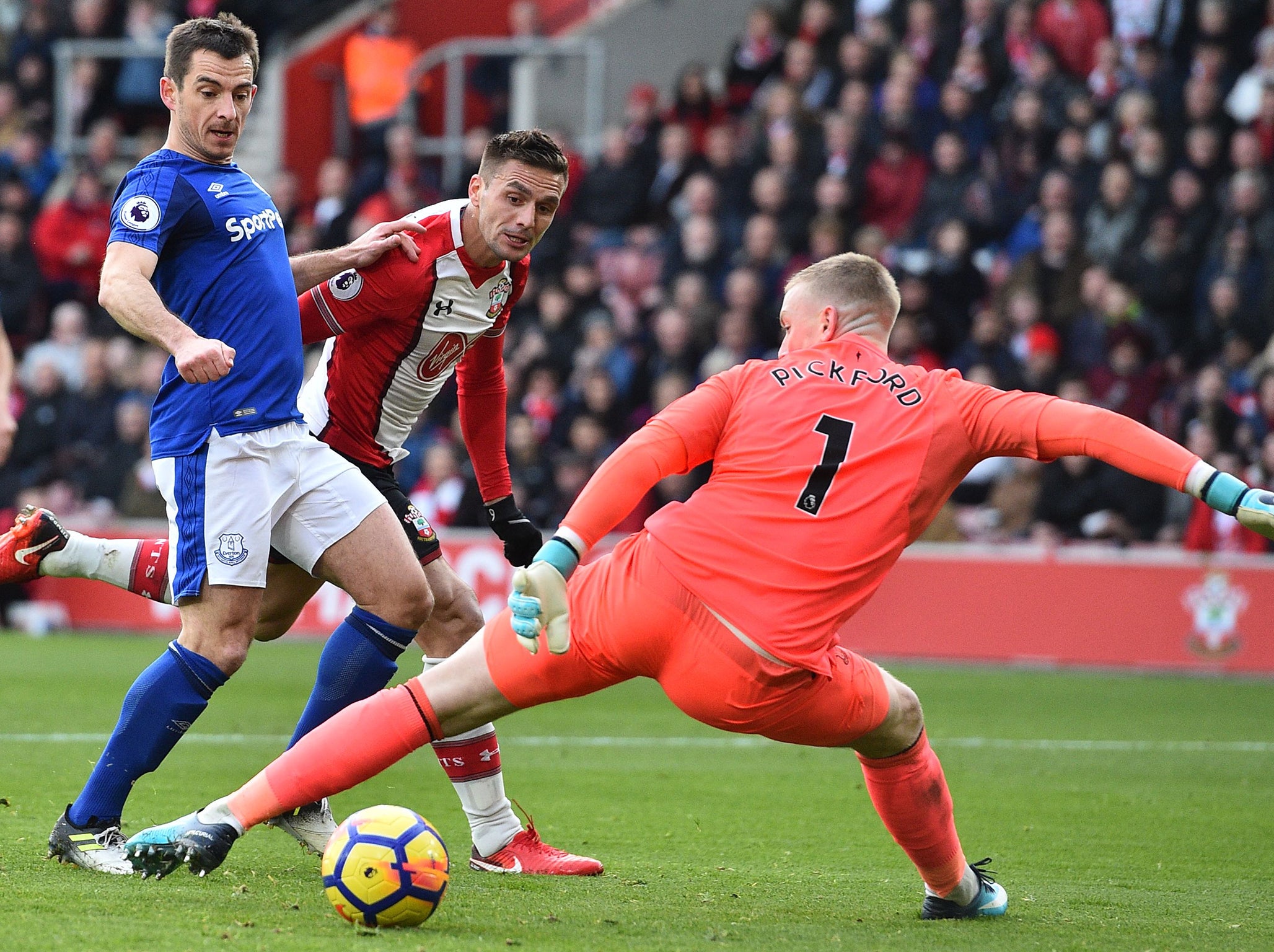 Tadic put Southampton in front with a fine finish