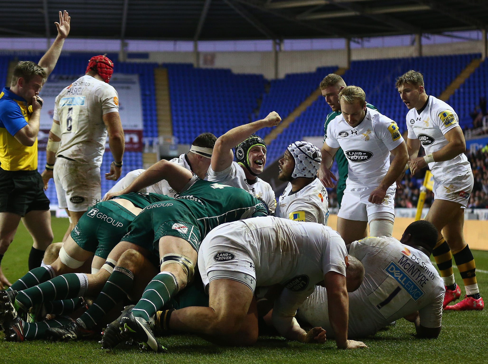 Wasps celebrates Ashley Johhson's try