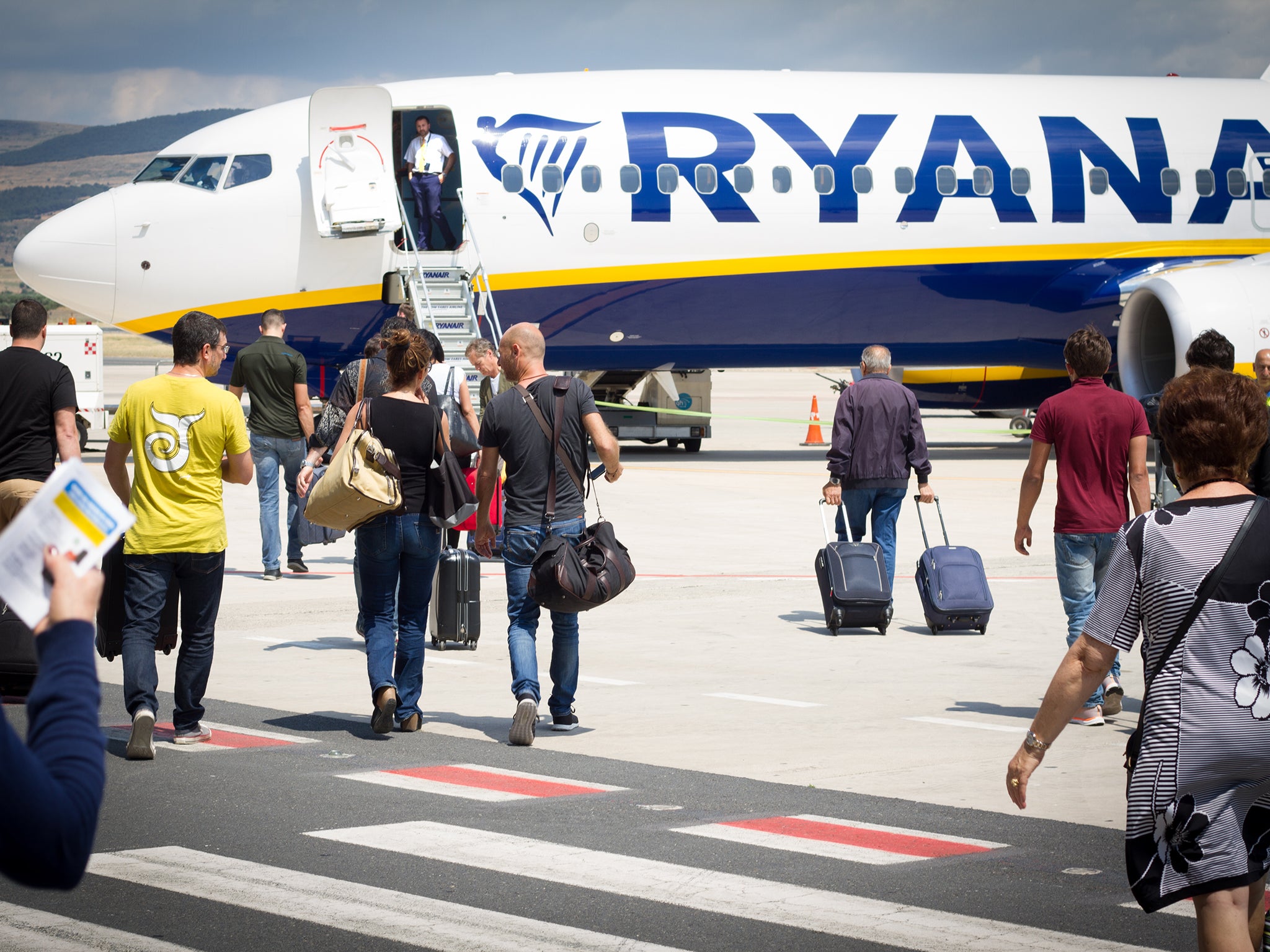 Only those with Priority Boarding can take two bags into the cabin