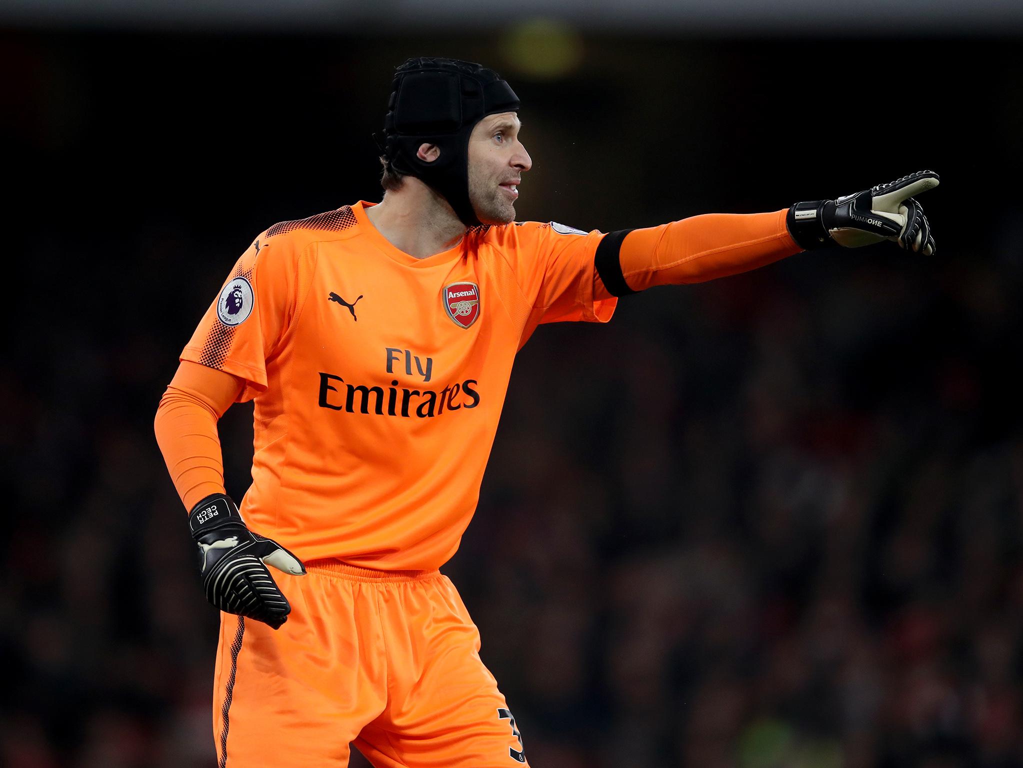 Petr Cech was not given the best protection