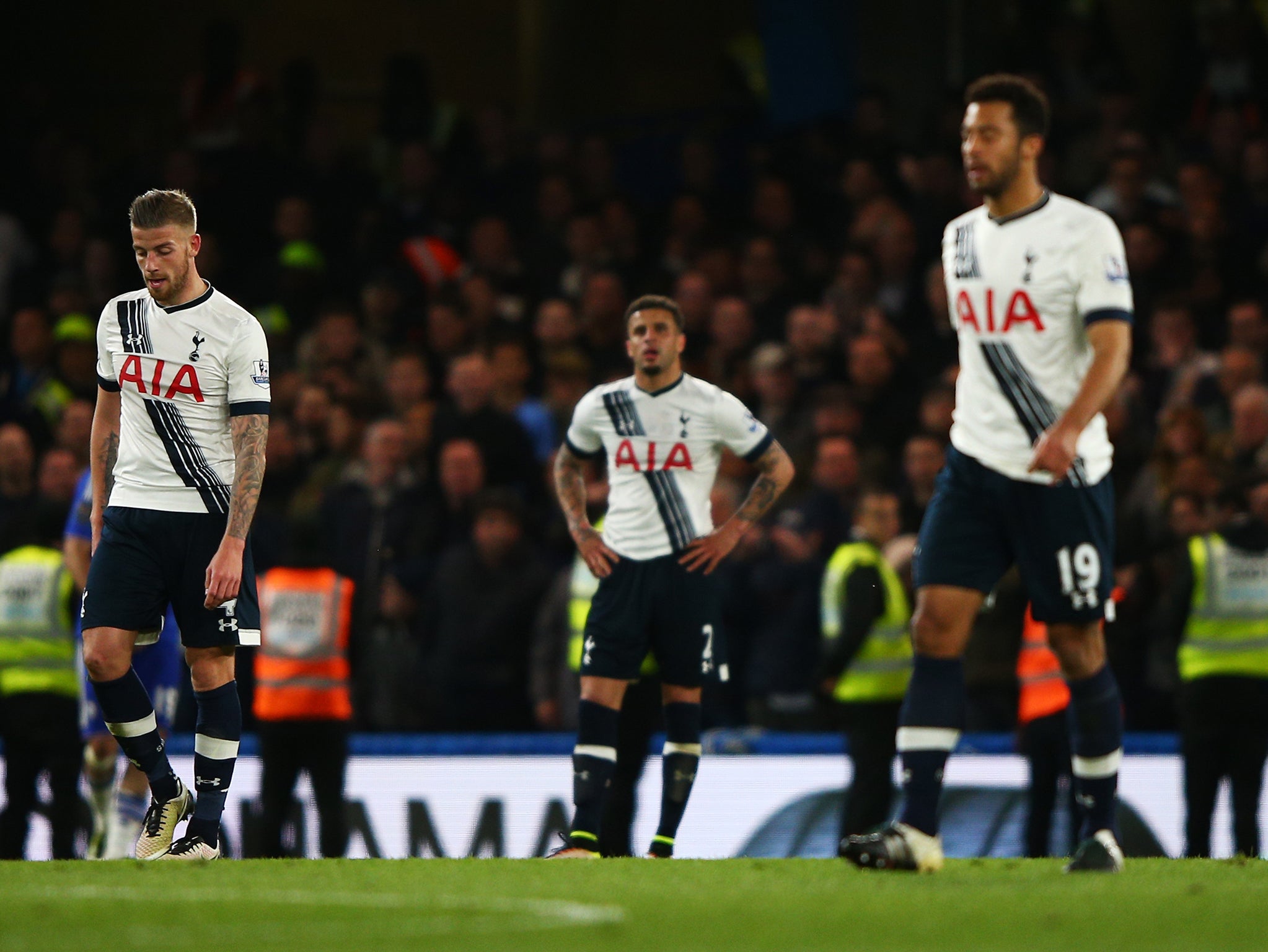 Spurs hit the self-destruct button in the 2-2 draw