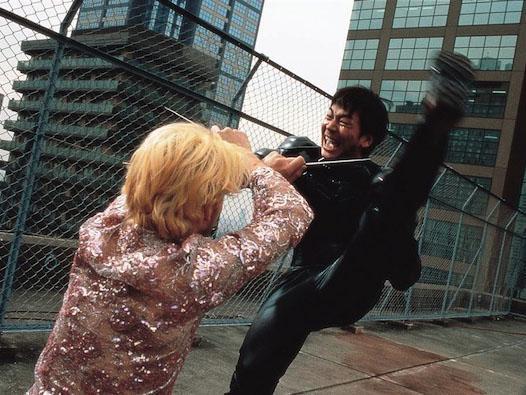 Tadanobu Asano and Nao Ohmori in Miike's 'Ichi the Killer' (2001)