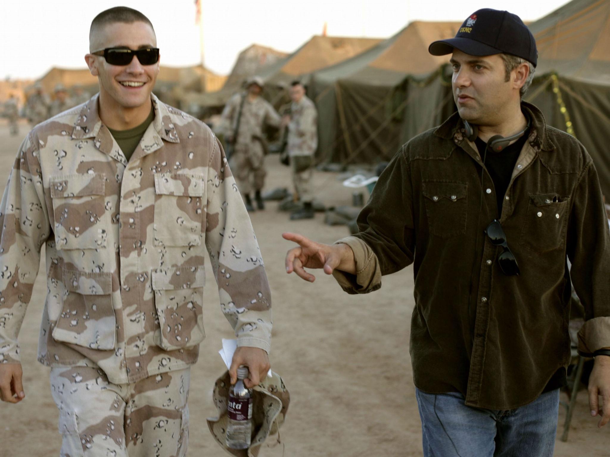 Gyllenhaal on the set of 2005 biographical war drama ‘Jarhead’, with director Sam Mendes