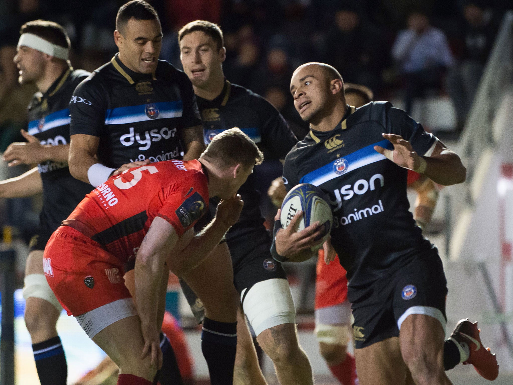 Jonathan Joseph celebrates after scoring a try for Bath