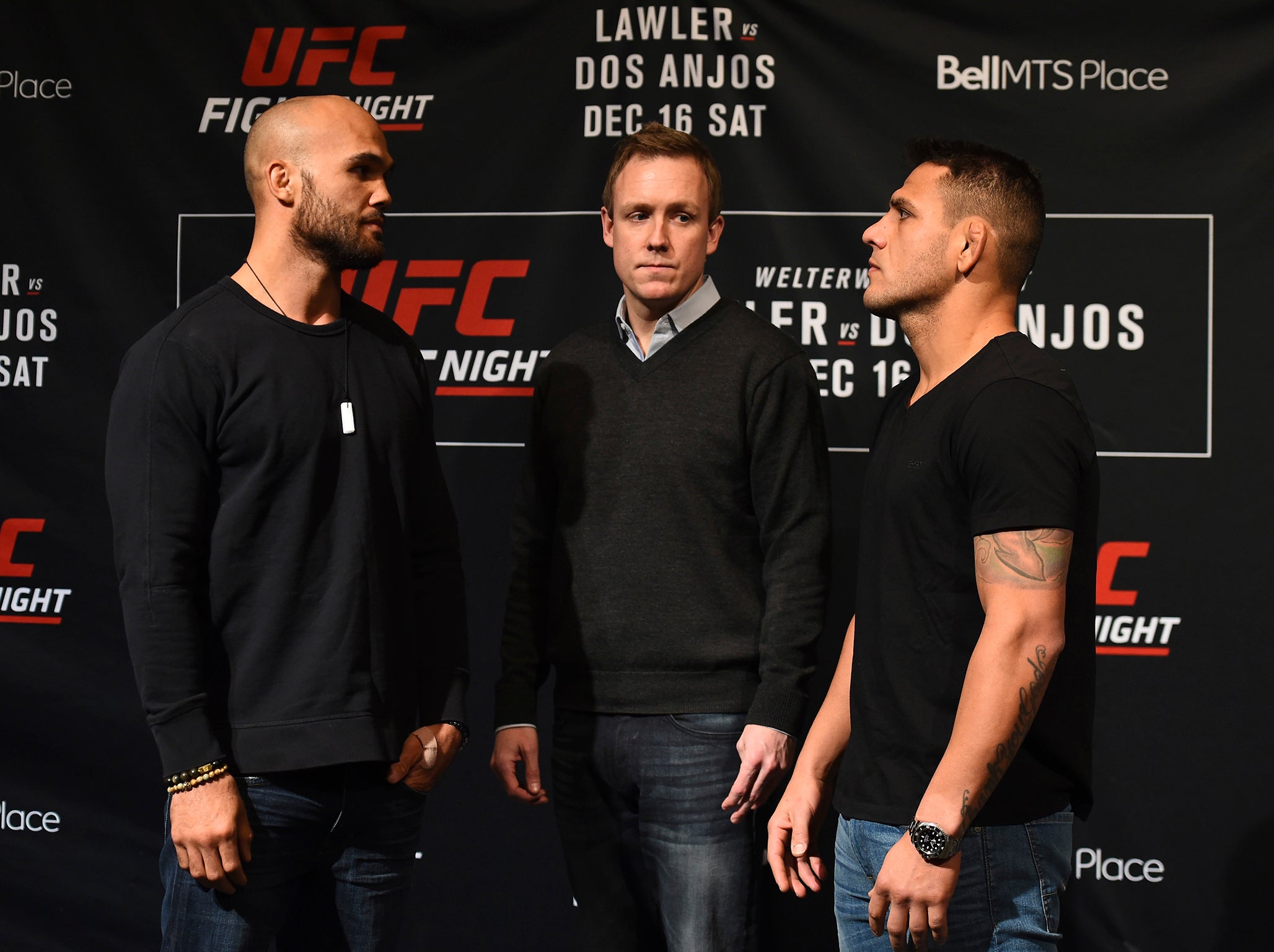 Robbie Lawler (L) and Rafael dos Anjos go head-to-head this weekend