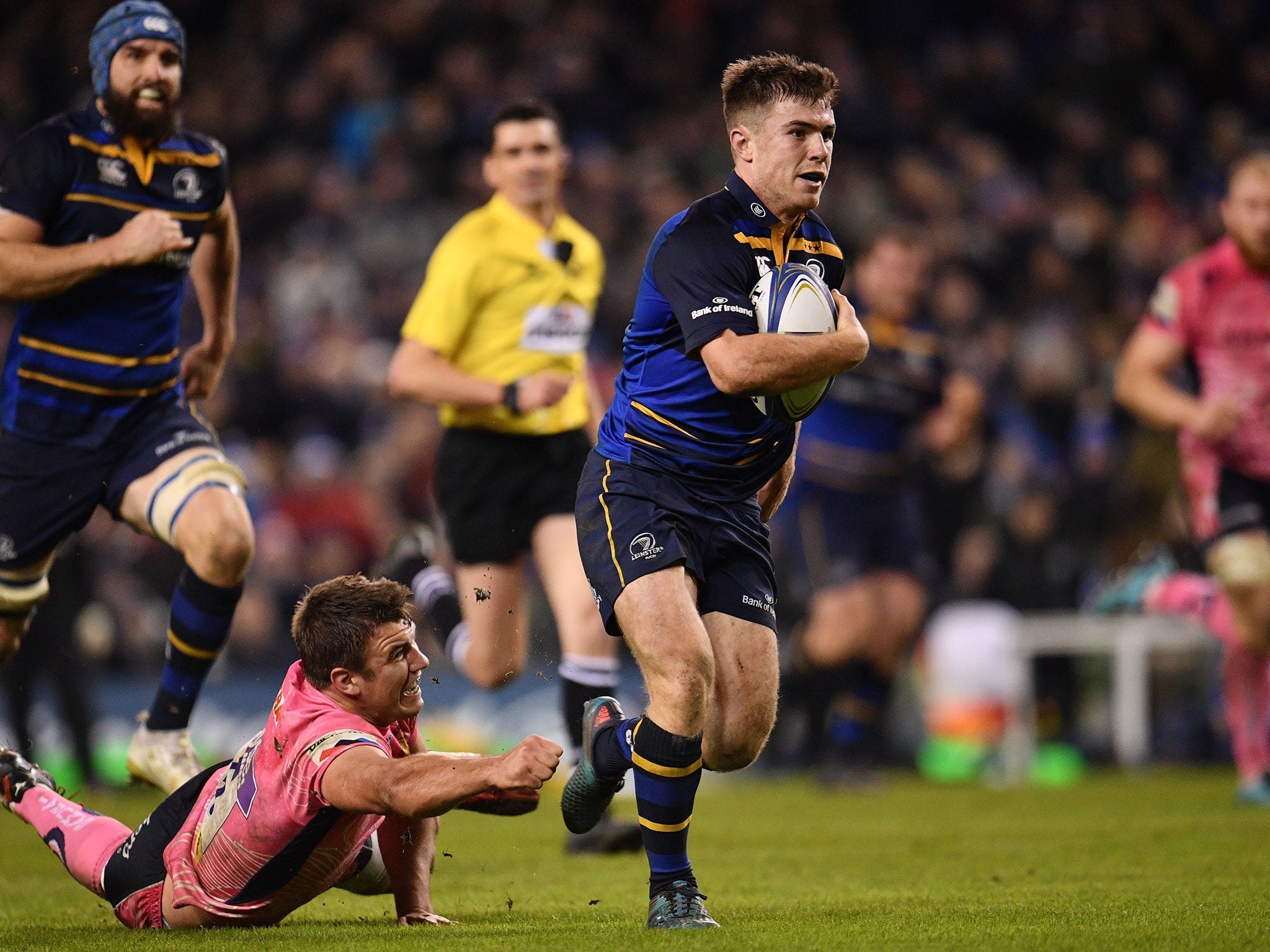 Luke McGrath breaks free to score for Leinster