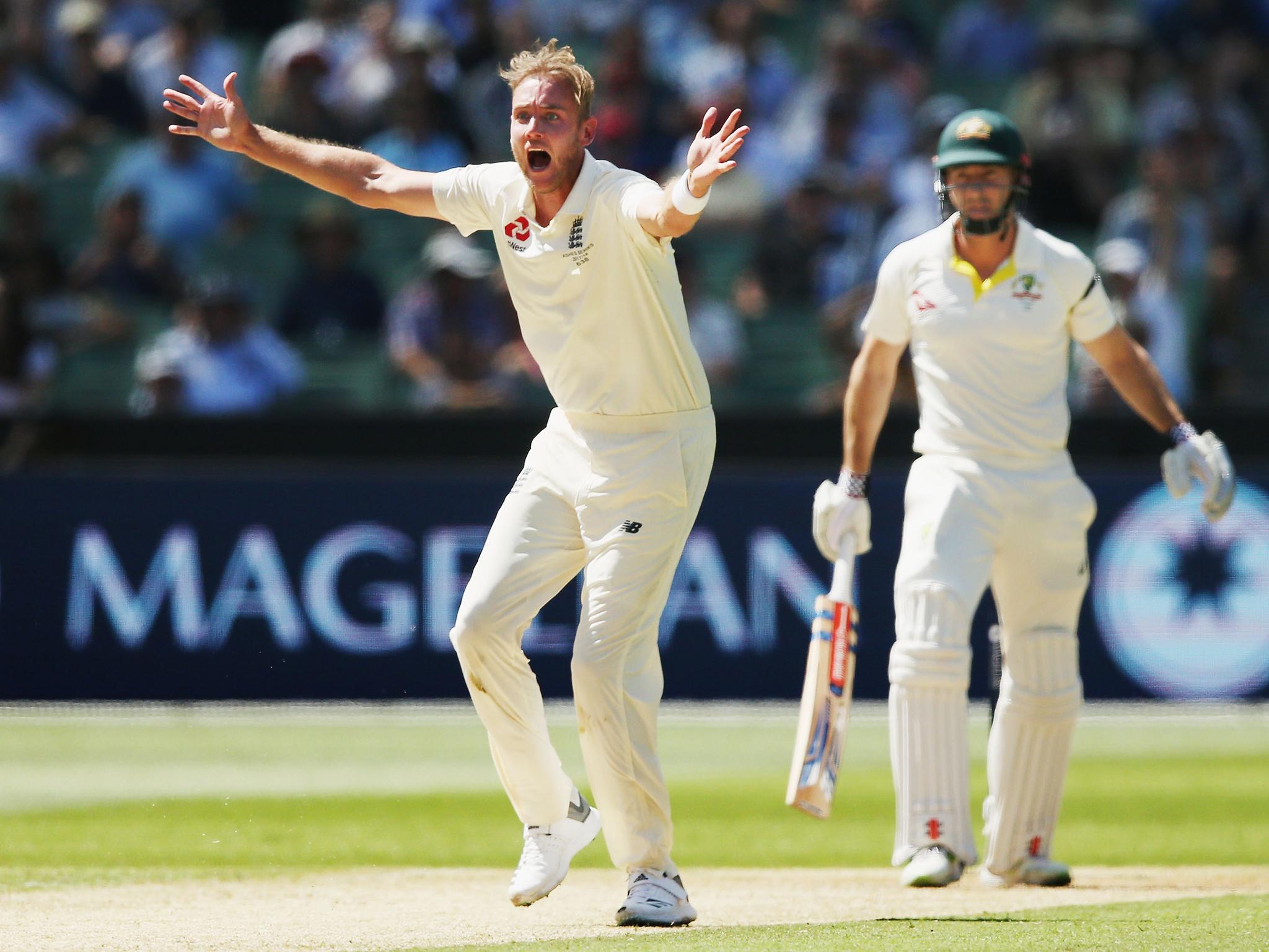 &#13;
Stuart Broad believed he had taken the wicket of Shaun Marsh on his first ball &#13;