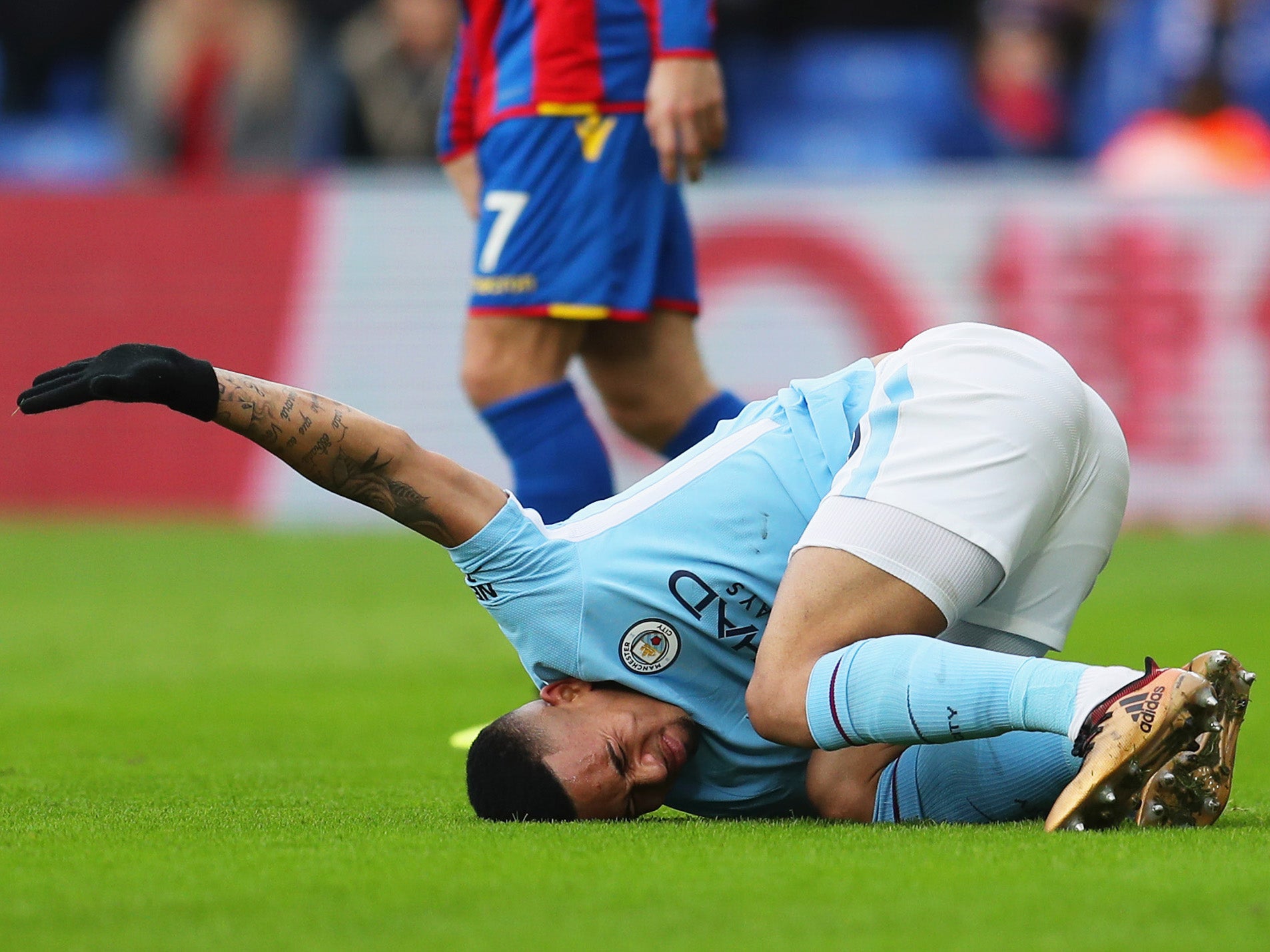 Gabriel Jesus suffered a knee injury in the draw with Crystal Palace