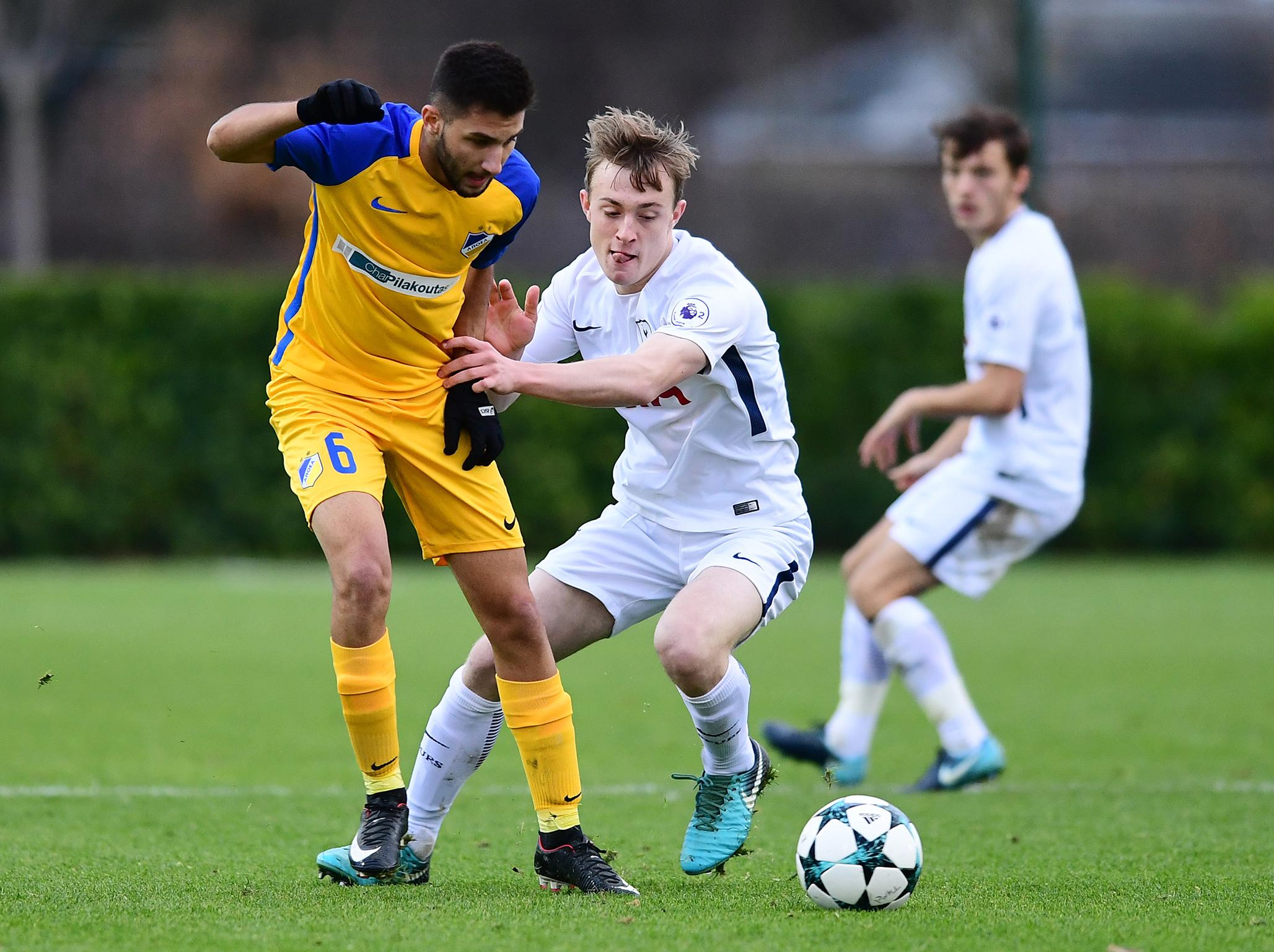 After the successes of Harry Kane and Harry Winks, everyone wants to know who the next English talent to emerge from the Tottenham academy will be. Marcus Edwards, the brilliant little attacking midfielder, is well known, but the next one to emerge is likely to be Oliver Skipp. He is a composed, intelligent holding midfielder who reads the game well and protects the back four. There is even a hope at Spurs that if he can add more physical power to his game he can be the long-term replacement for Victor Wanyama in the first team.