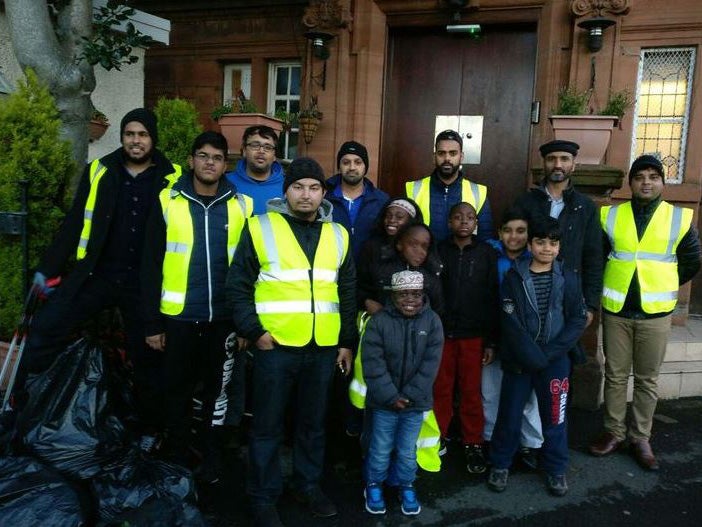 Volunteers clean-up Glasgow's streets after the New Year's celebrations