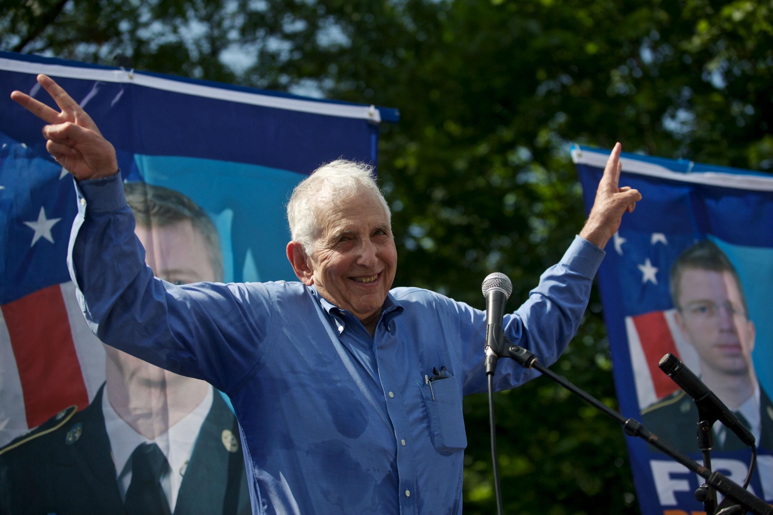 Mr Ellsberg campaigned for the release of fellow whistleblower Chelsea Manning