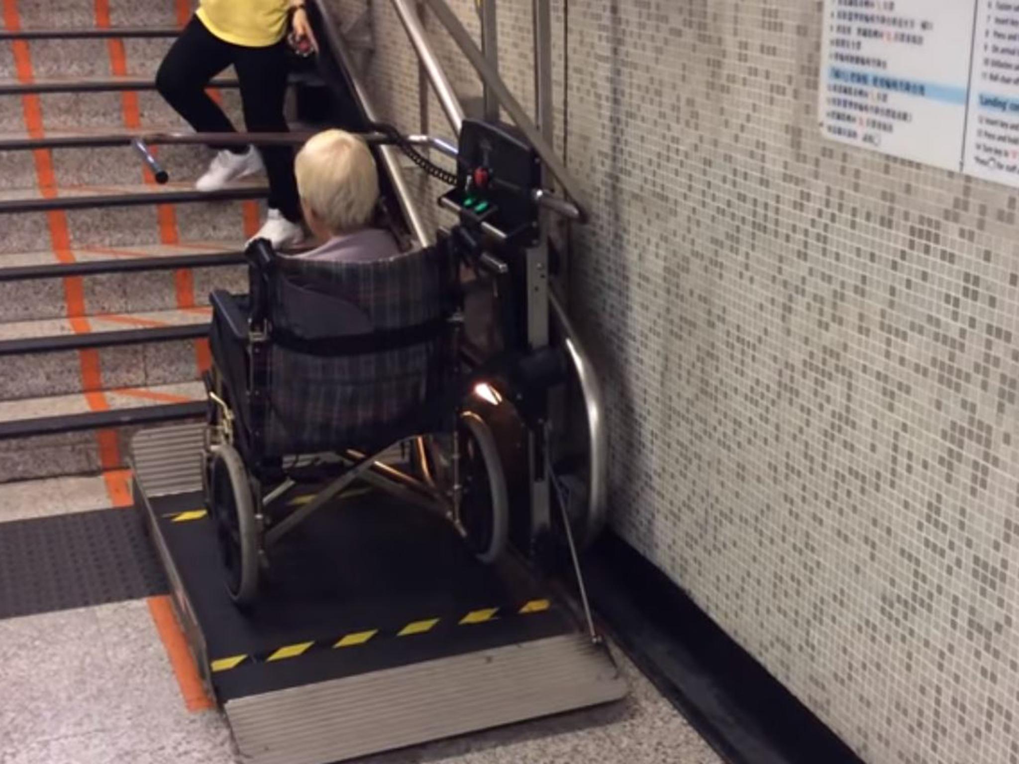 The line includes specialised lift for wheelchair users YouTube/edepot culture