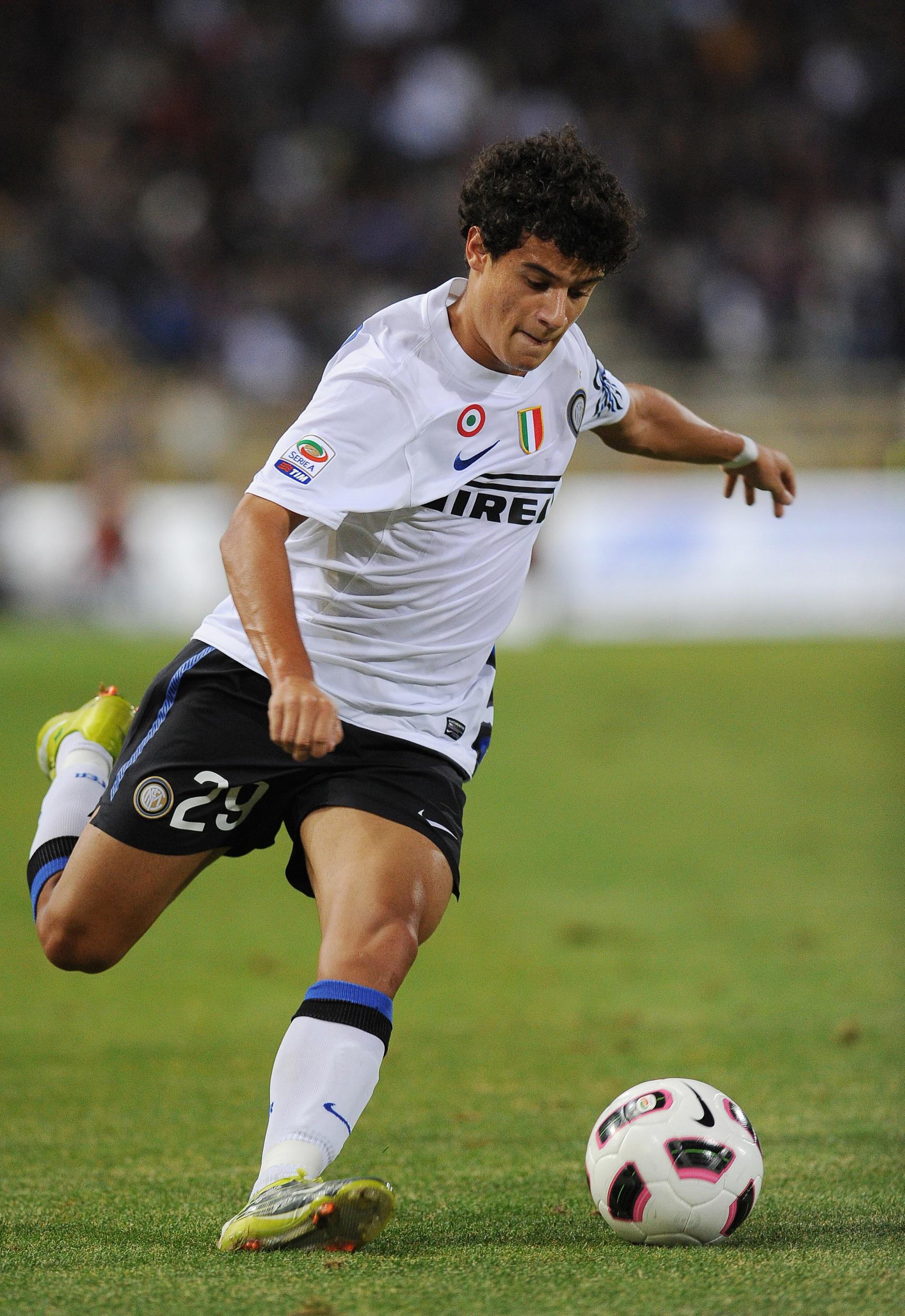 Coutinho joined Inter in 2008 from Vasco da Gama but was loaned back until 2010