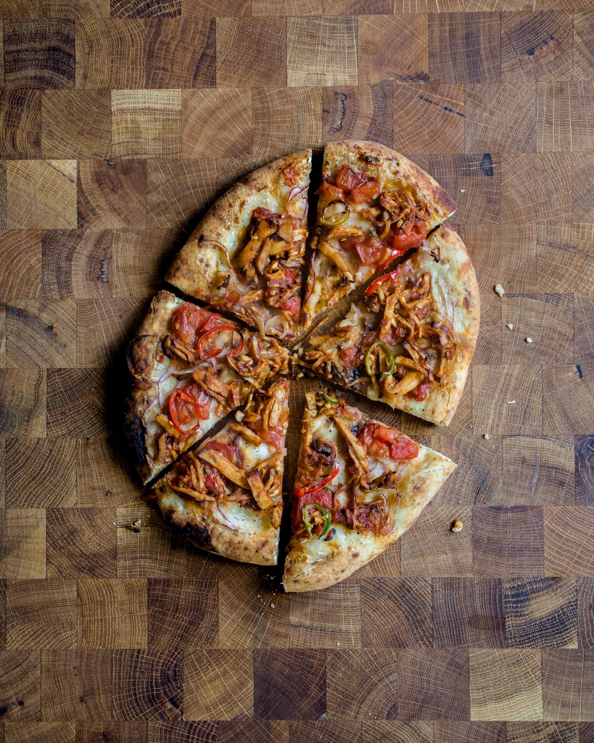 BBQ pulled mushroom pizza