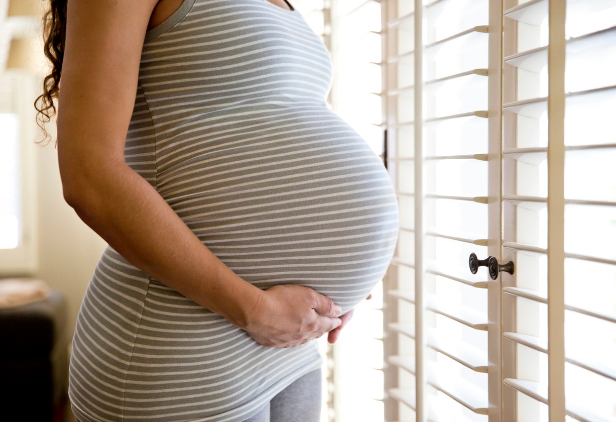 researchers say that pregnant women can safely engage in up to 35 minutes of high intensity aerobic exercise