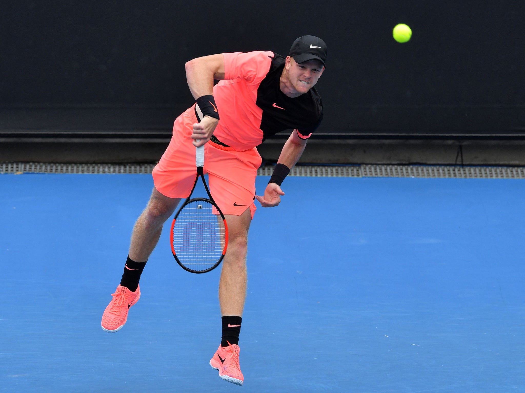 Edmund battled back from a break down in the final deciding set