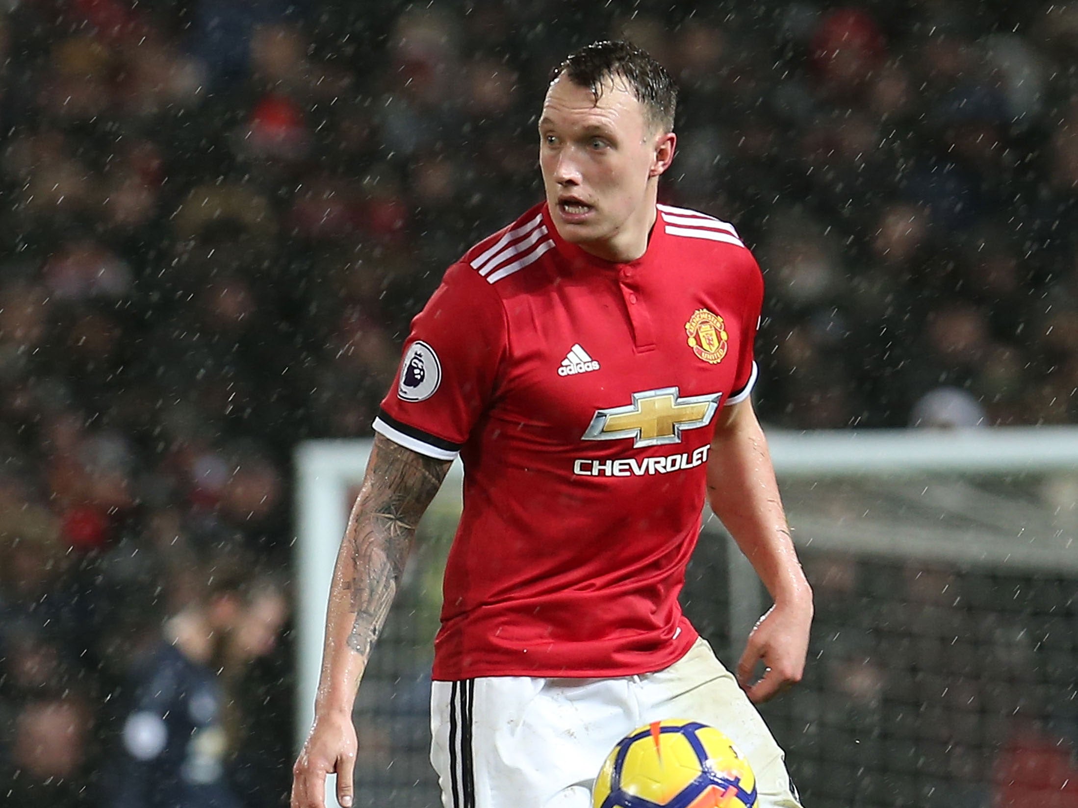 Phil Jones believes Manchester United can still catch leaders Manchester City