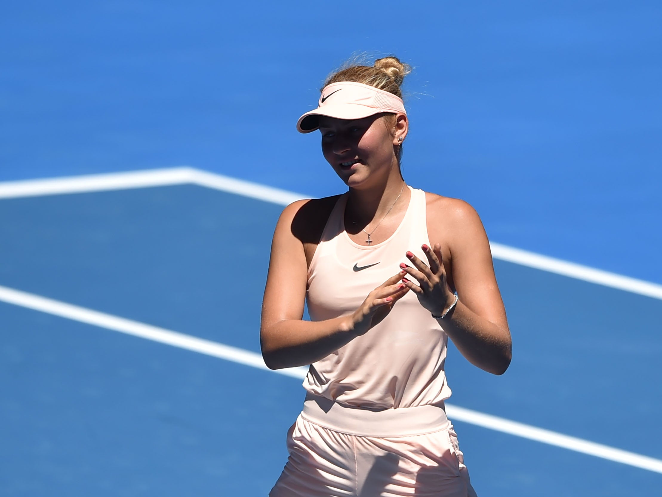 15-year-old Marta Kostyuk is into the third round