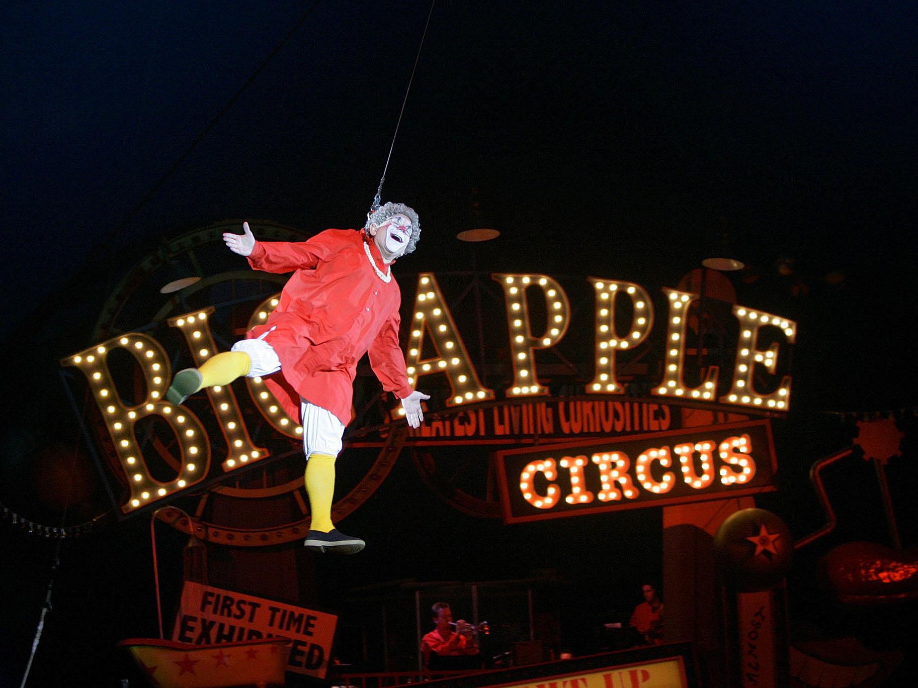 Barry Lubin, as "Grandma," performing in the Big Apple Circus in Boston, Massachusetts