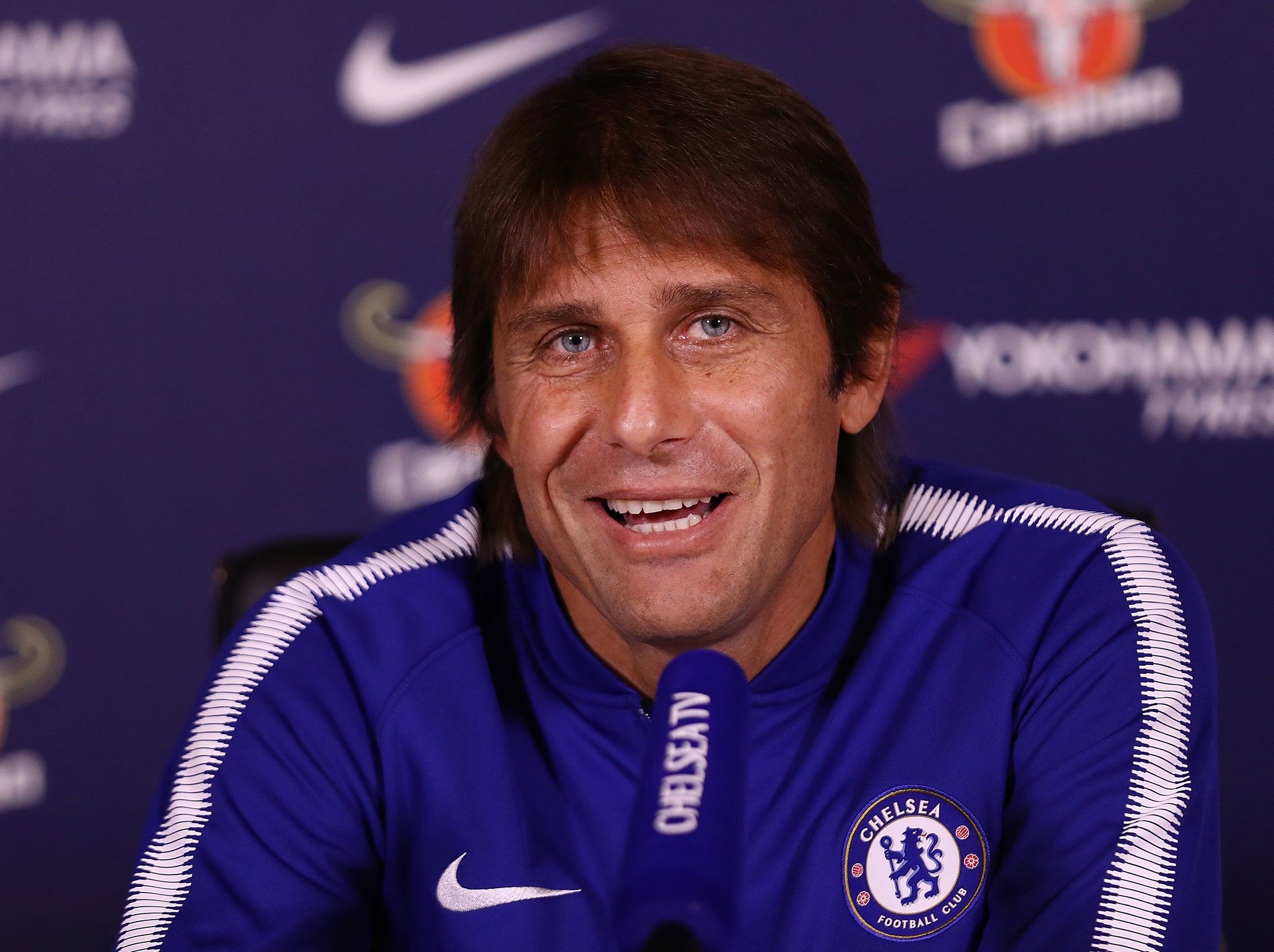 Antonio Conte wants to remain at Stamford Bridge