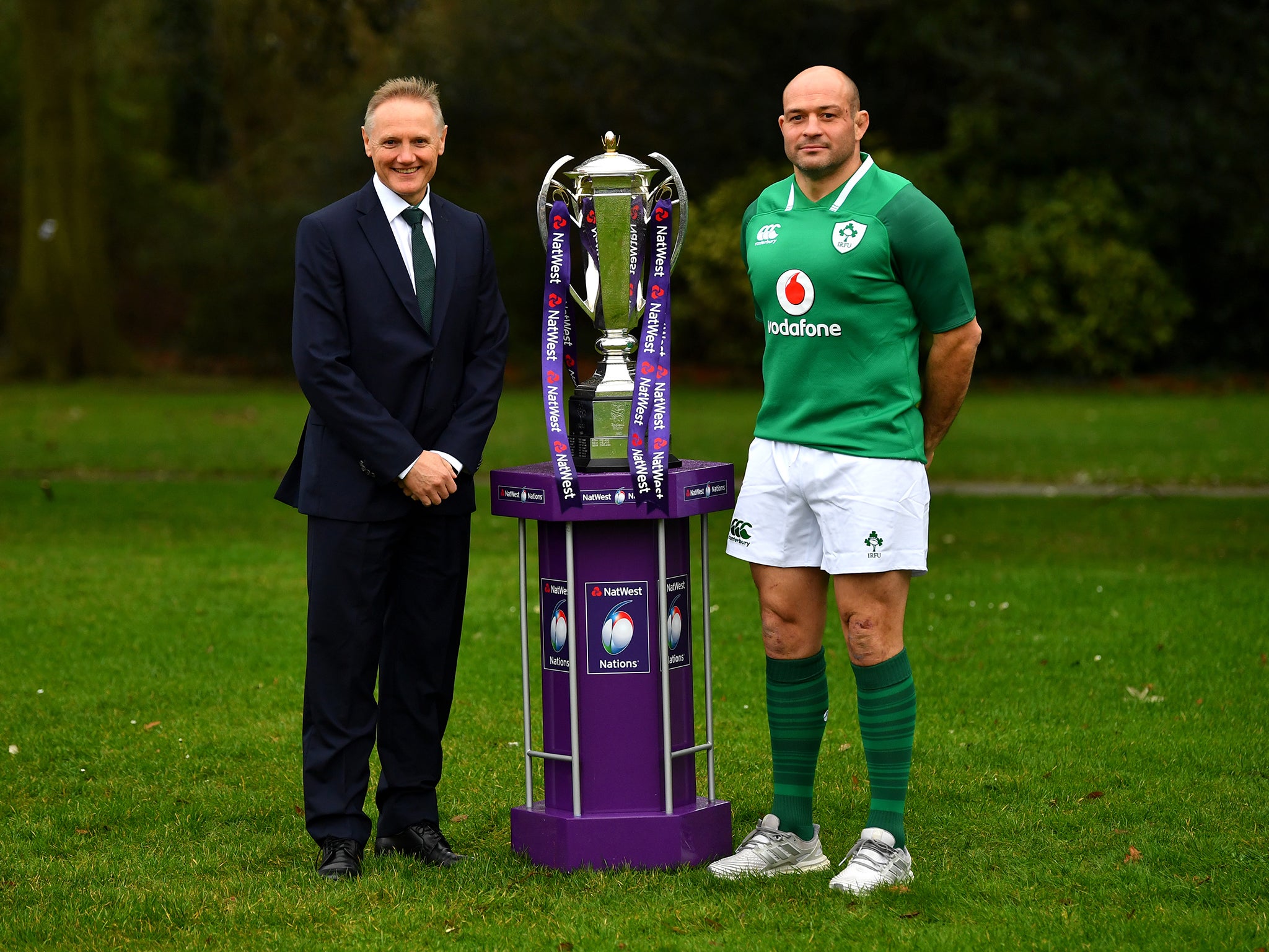 Joe Schmidt and Rory Best will hope to have their hands on the Six Nations trophy this time around