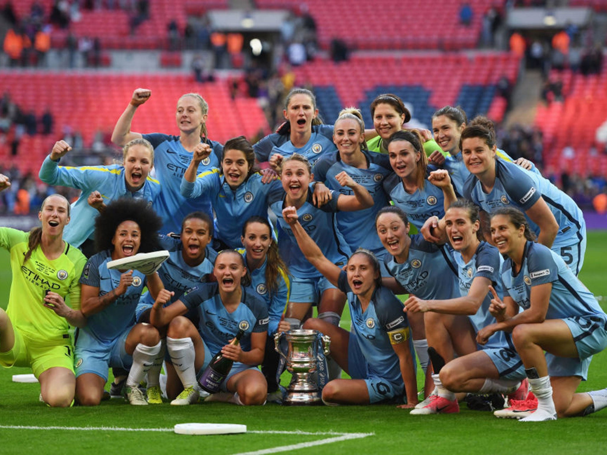 Manchester City win the FA Women's Cup in 2017 (Getty )