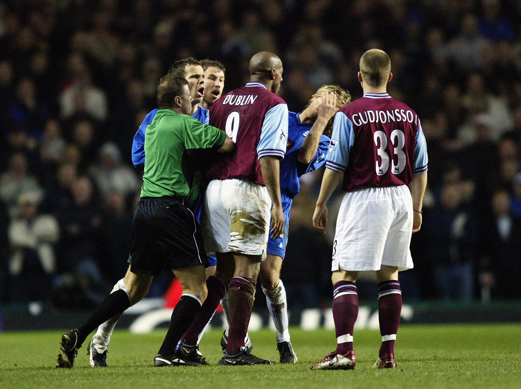 Dion Dublin becomes acquainted with Robbie Savage, in March 2002