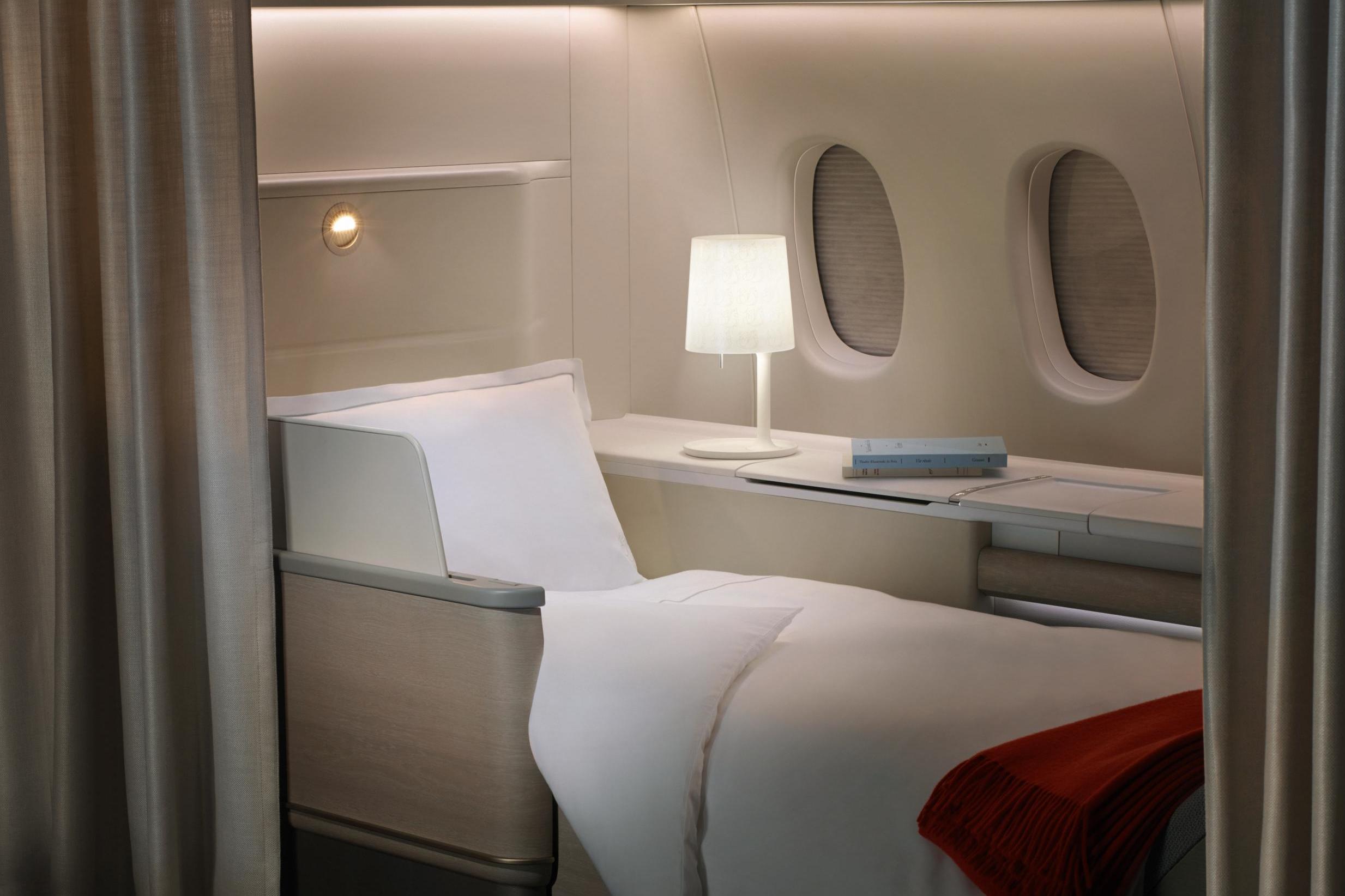 Air France La Premiere offers exquisite bedding